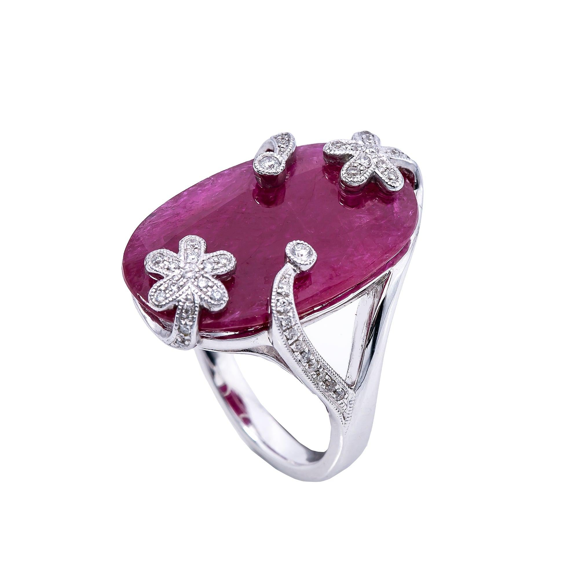 18K White Gold Round Shaped Ruby Diamond And Gemstone Ring