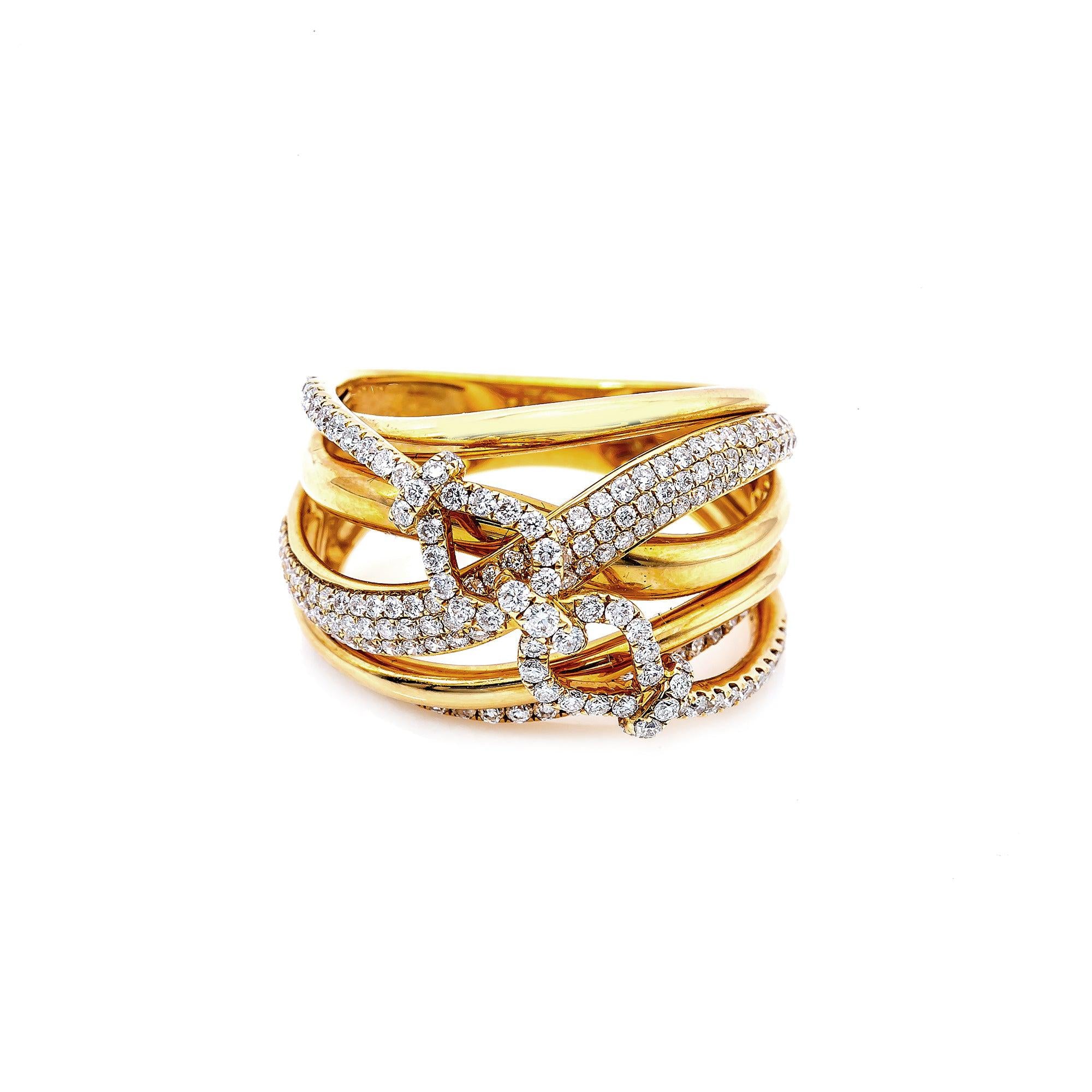 18K Yellow Gold Oval Diamond Ring