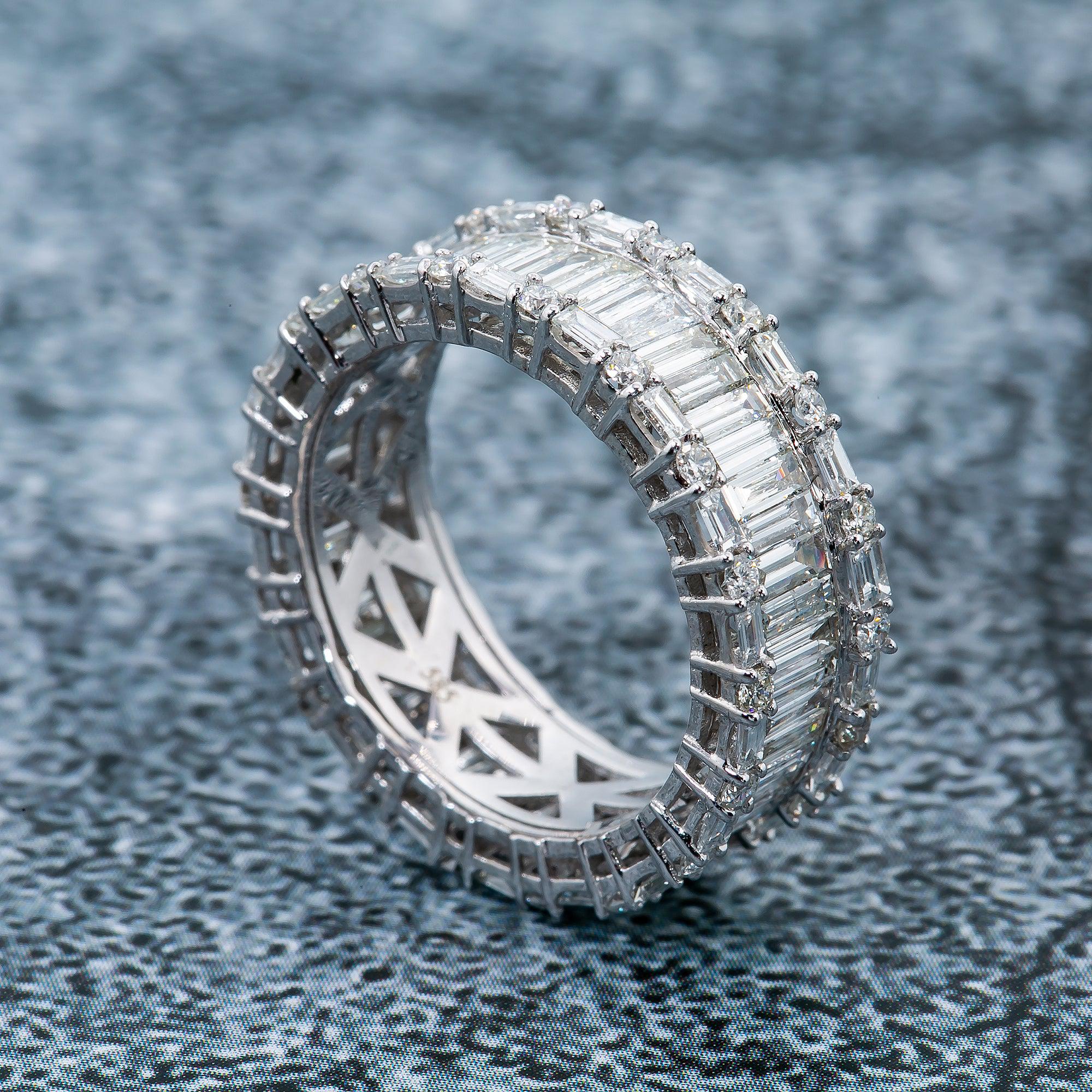 Ladies 14K White Gold Ring with 3.06 CT  Baguette Diamonds