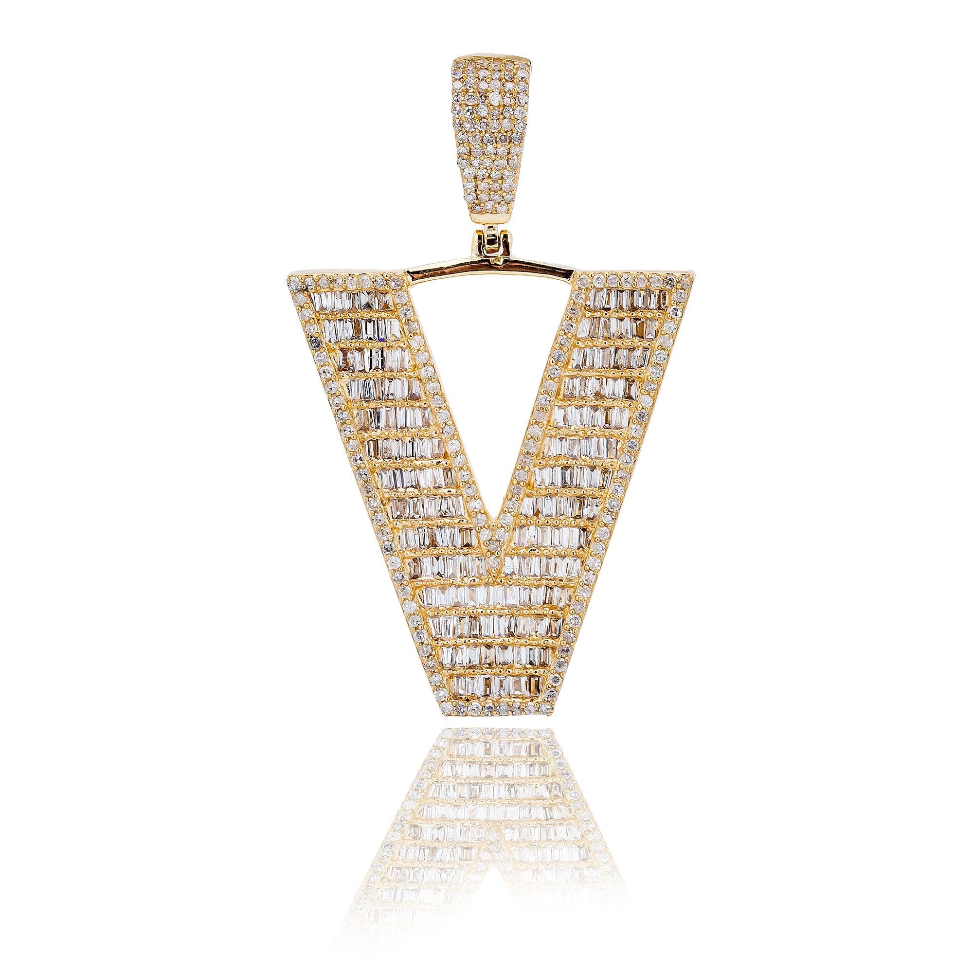14K Yellow Gold Unisex Letter V Pendant with 1.52 CT Diamond