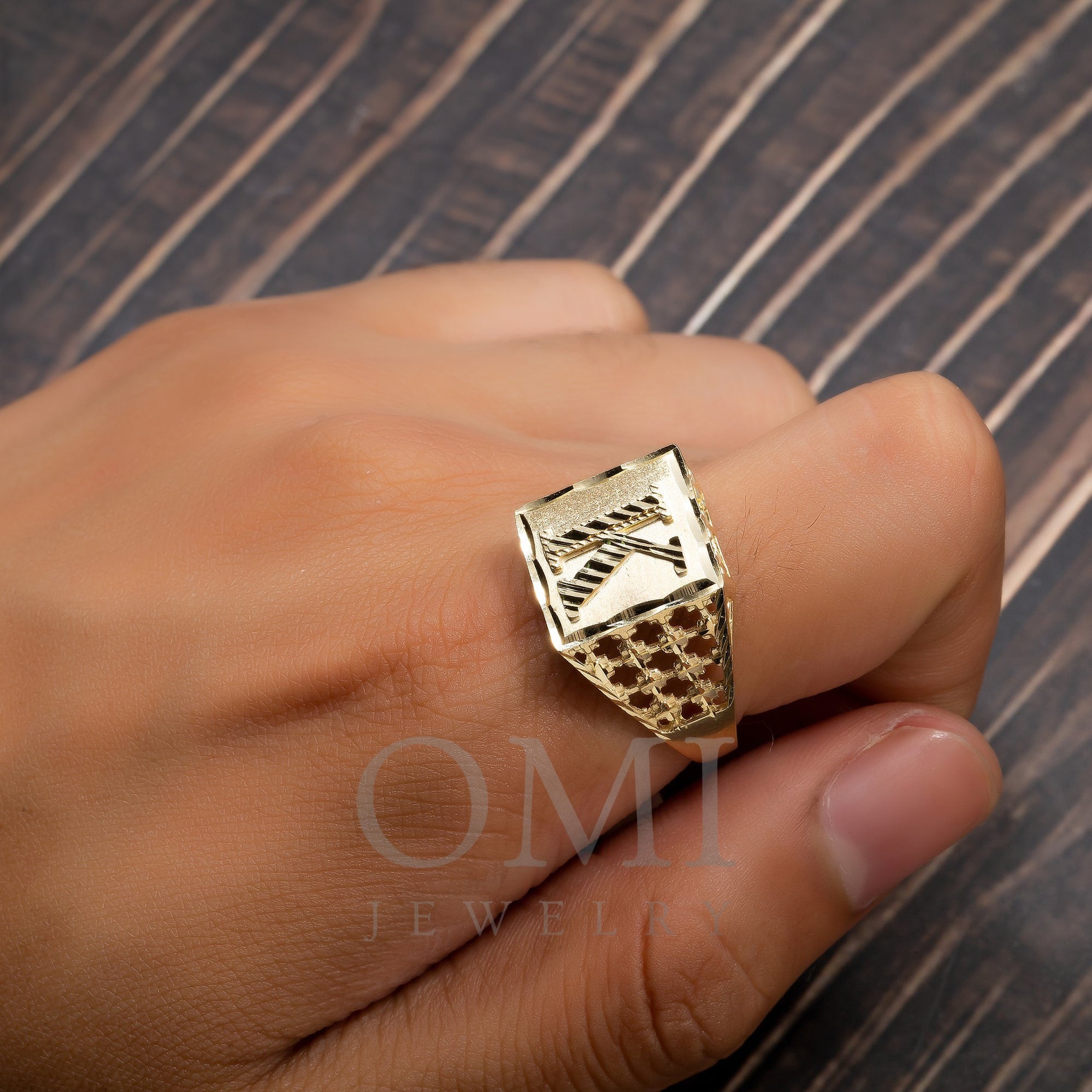 10K Yellow Gold Initial A-Z Rings