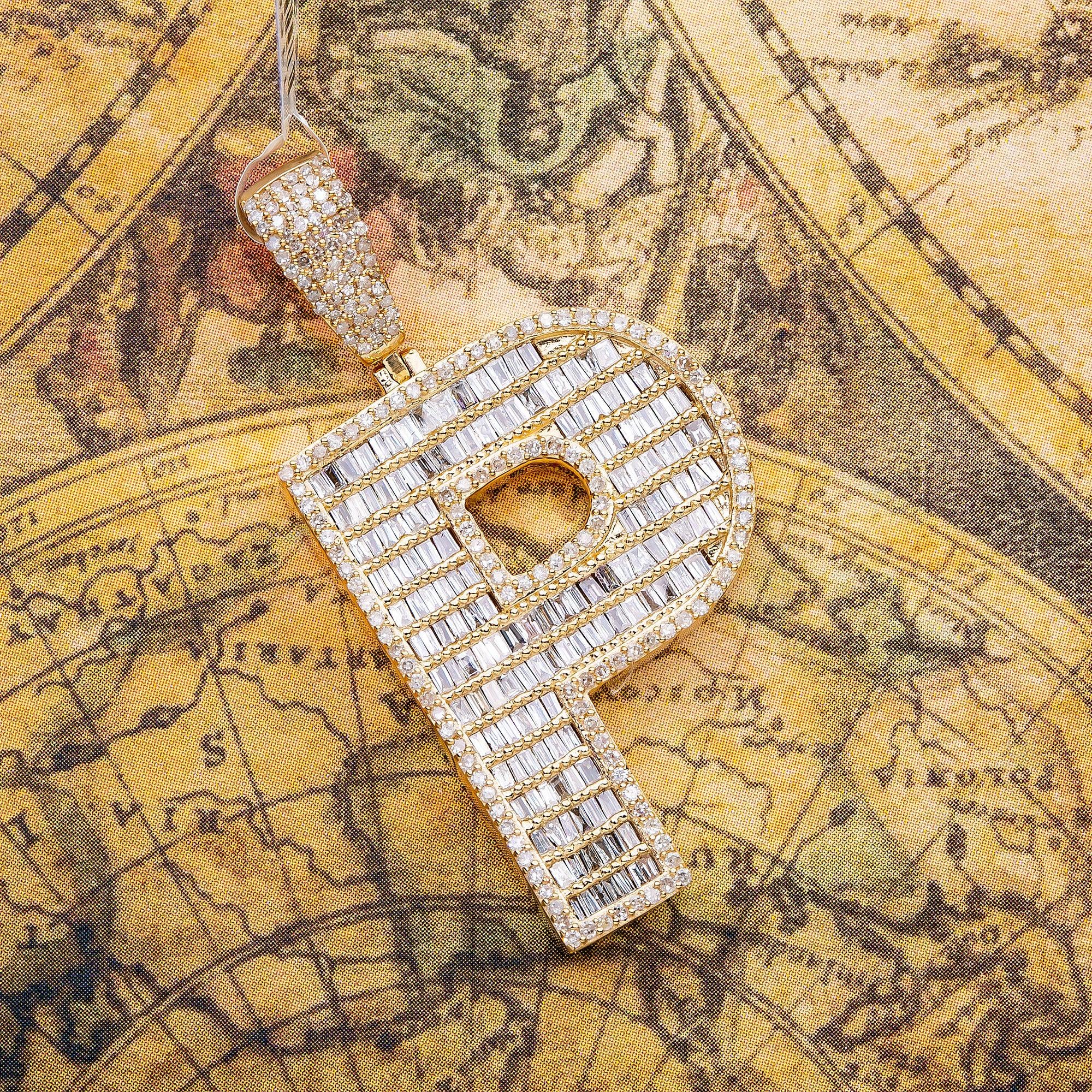 14K Yellow Gold Unisex Letter P Pendant with 1.57 CT Diamond