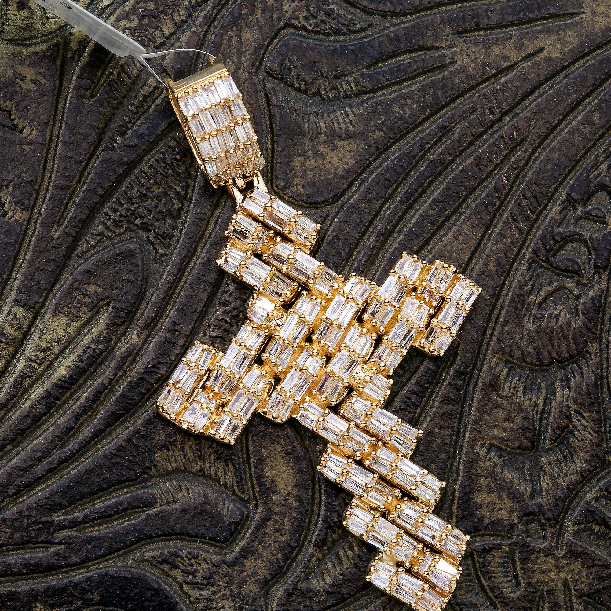 14K Yellow Gold Unisex Cross Pendant with 1.57 CT Baguette Diamond