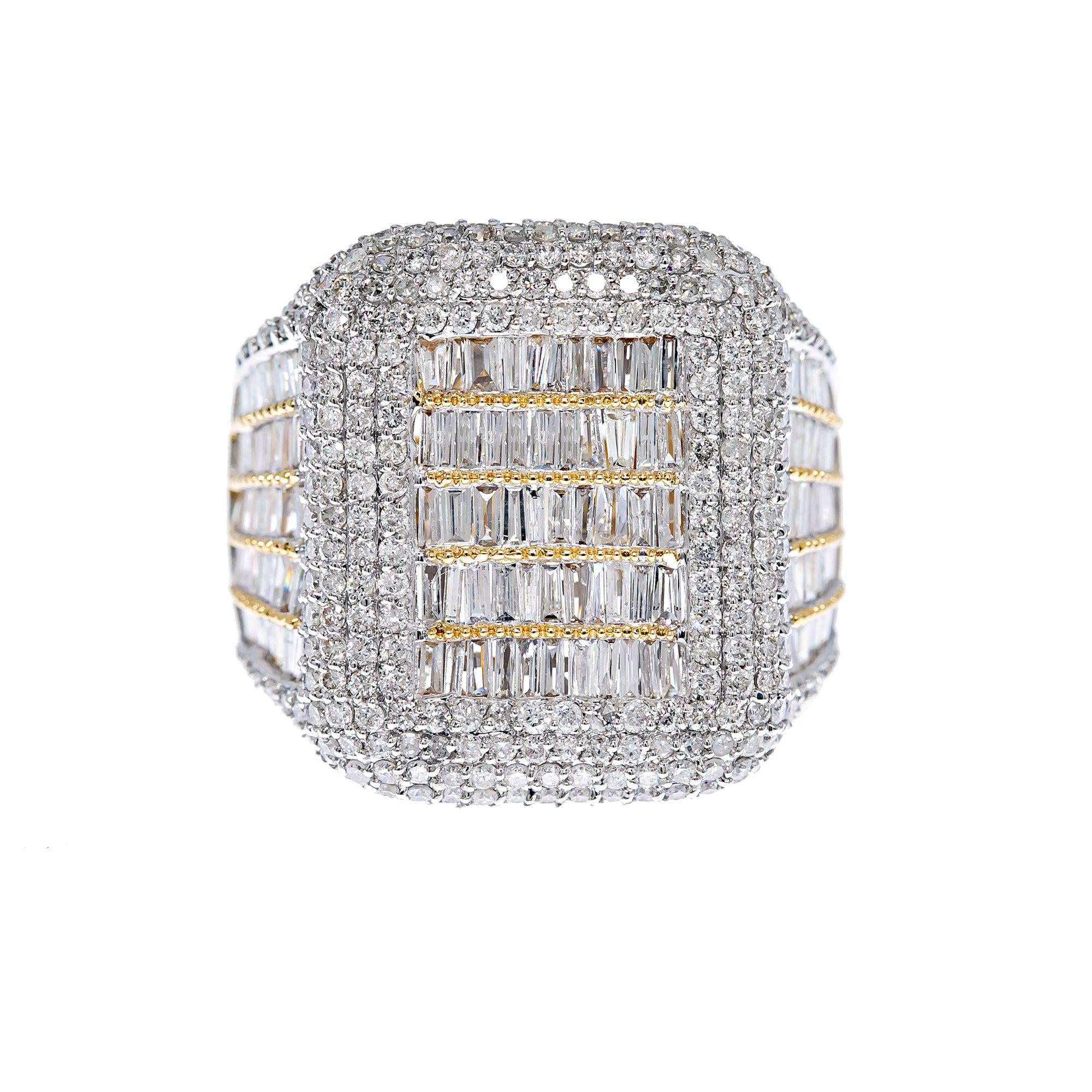 14K YELLOW GOLD MEN'S RING WITH 4.42 CT BAGUETTE AND ROUND DIAMONDS