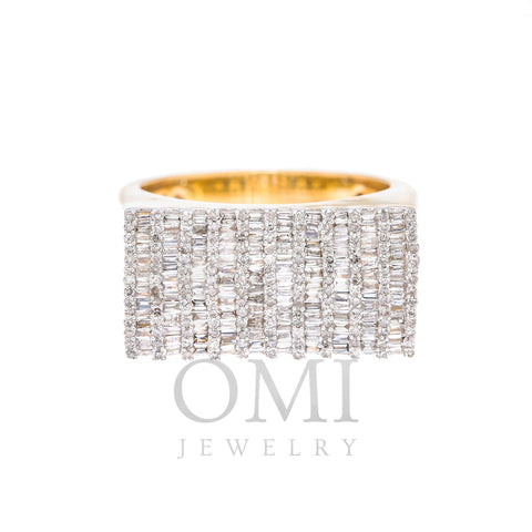 14K YELLOW GOLD MEN'S RING WITH 1.36 CT BAGUETTE AND ROUND DIAMONDS