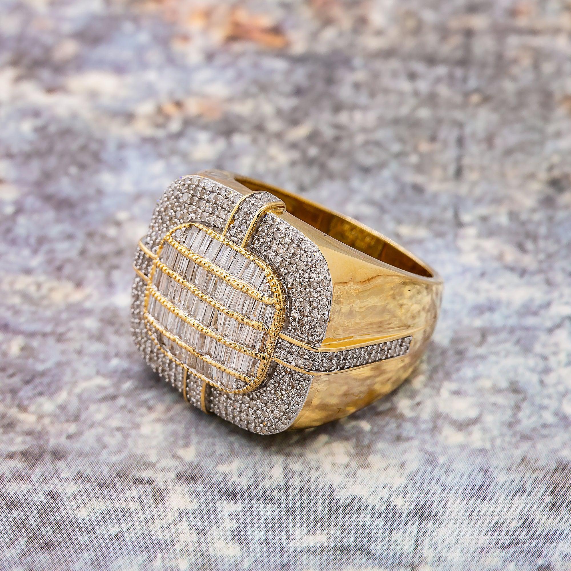 Man's 14K Yellow Gold Ring with 1.82 CT  Baguette Diamonds