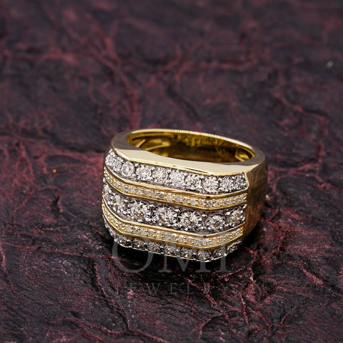Man's 10K Yellow Gold Ring with 1.23 CT Diamonds