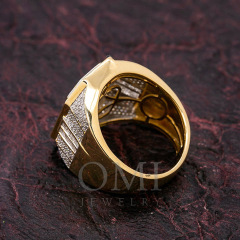 MAN'S 14K YELLOW GOLD RING WITH 1.66 CT BAGUETTE AND ROUND DIAMONDS