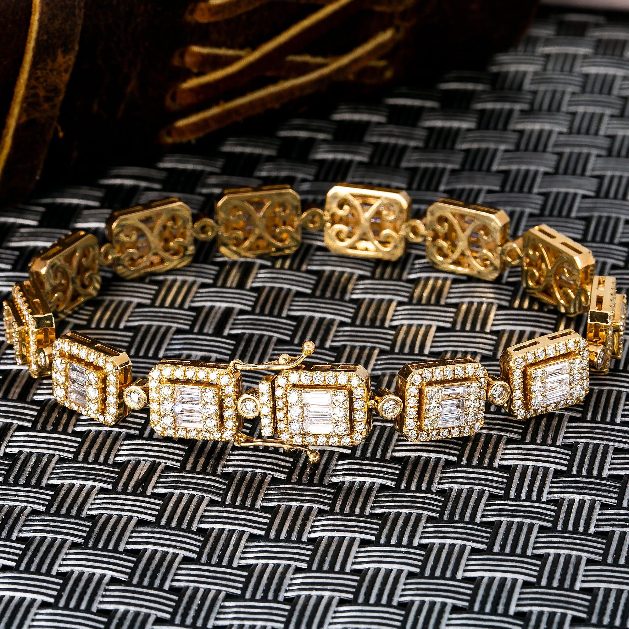 14K YELLOW GOLD BRACELET WITH 7.67 CT BAGUETTE DIAMONDS