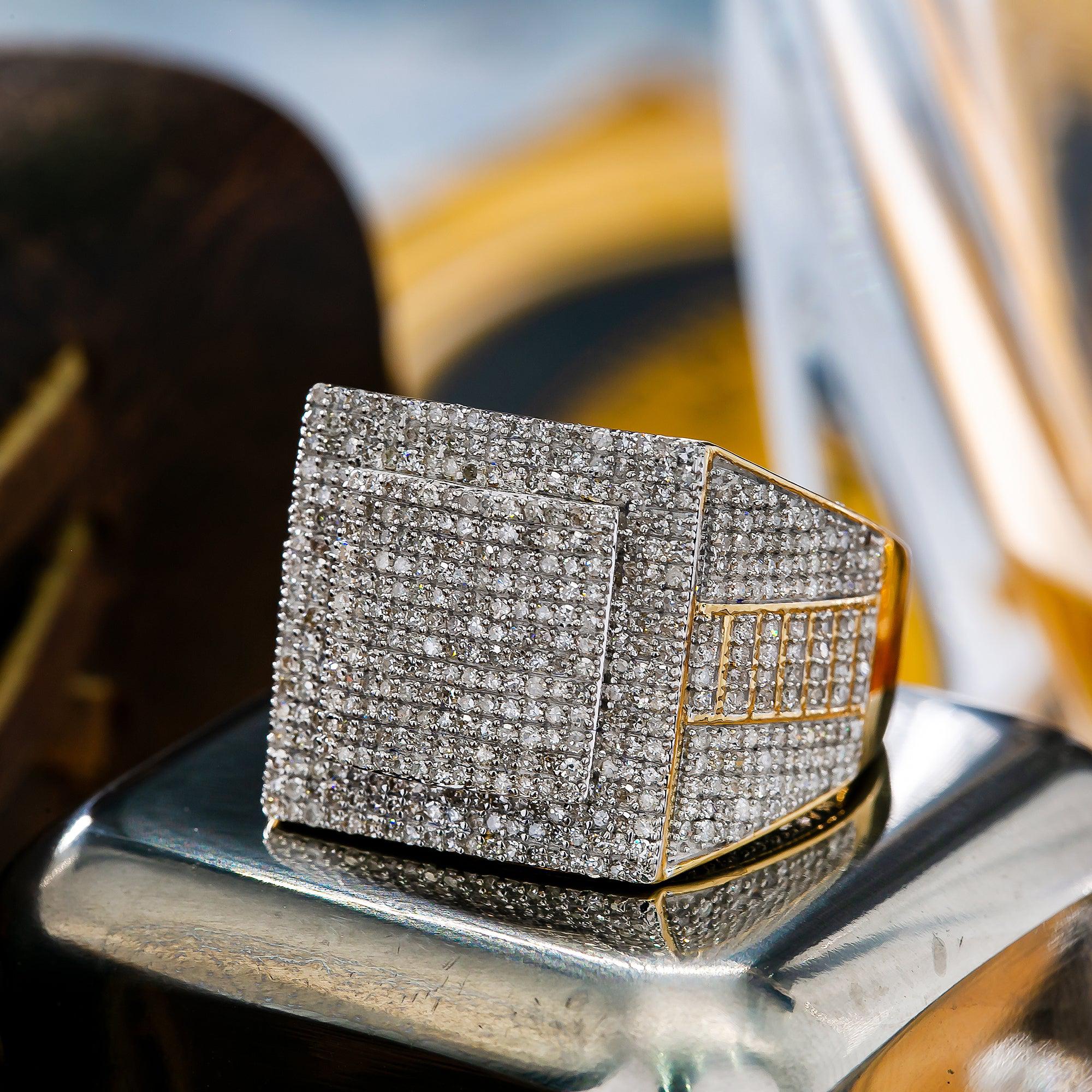 14K YELLOW GOLD MEN'S RING WITH 2.17 CT DIAMONDS