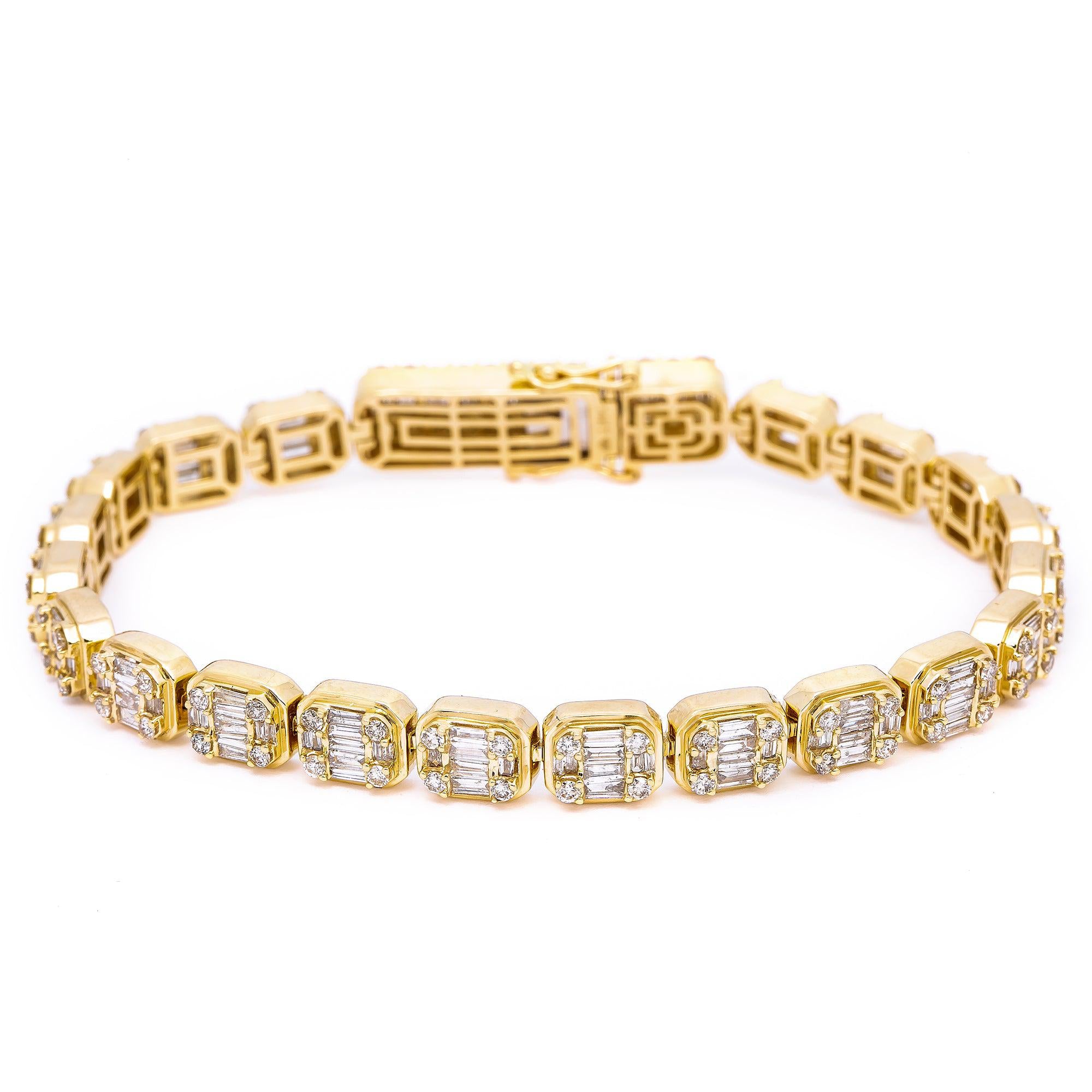 14K YELLOW GOLD BRACELET WITH 5.90 CT BAGUETTE DIAMONDS