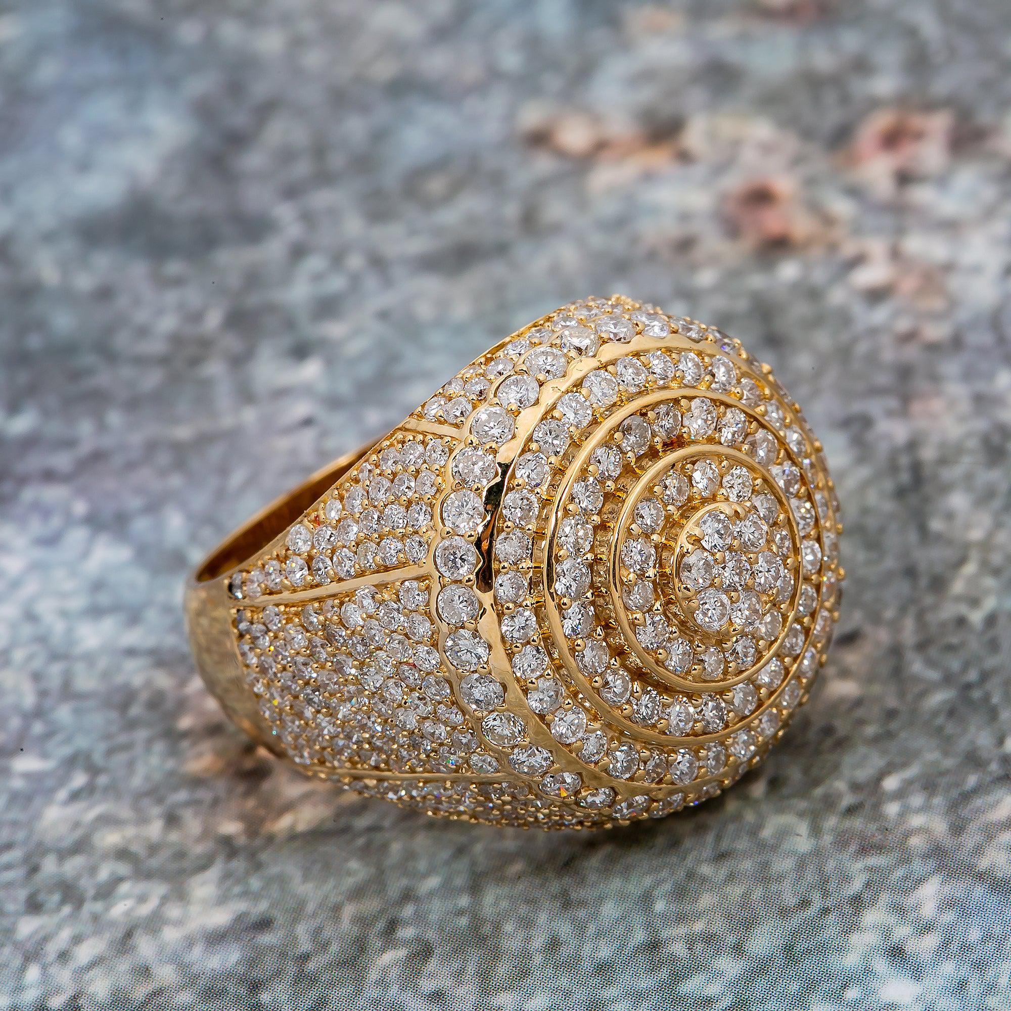 14K YELLOW GOLD MEN'S RING WITH 4.10 CT DIAMONDS