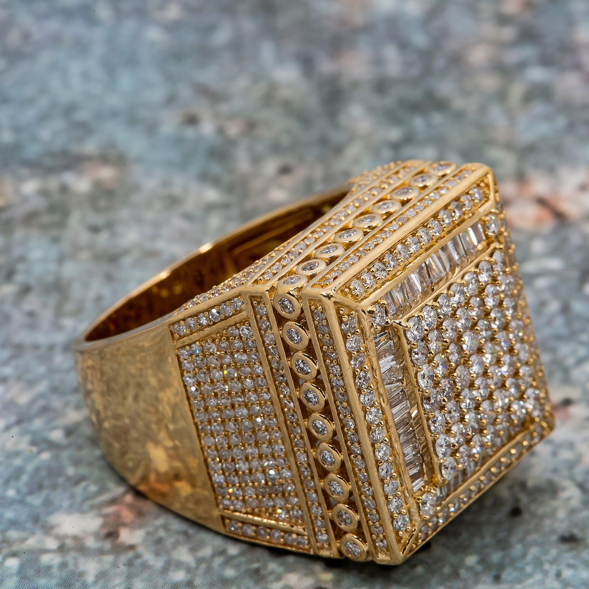14K YELLOW GOLD MEN'S RING WITH 3.56 CT DIAMONDS