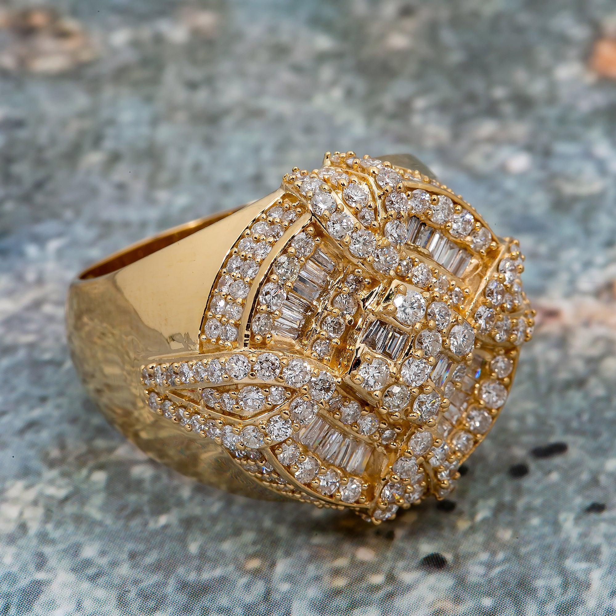 14K YELLOW GOLD MEN'S RING WITH 2.50 CT DIAMONDS