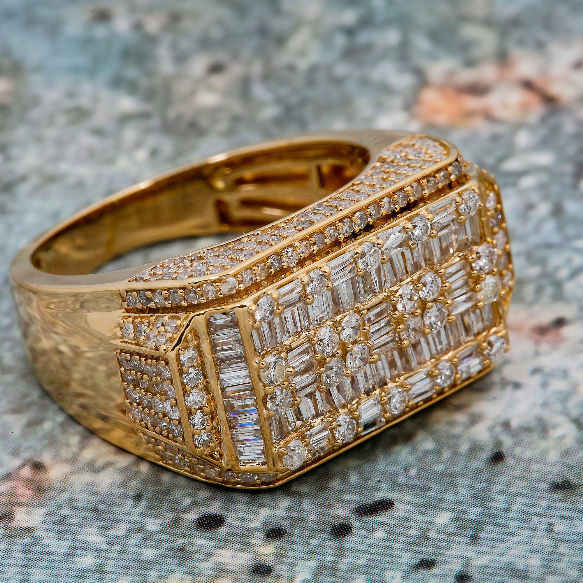 14K YELLOW GOLD MEN'S RING WITH 2.46 CT DIAMONDS