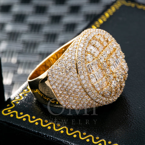 14K YELLOW GOLD MEN'S RING WITH 4.50 CT BAGUETTE DIAMONDS