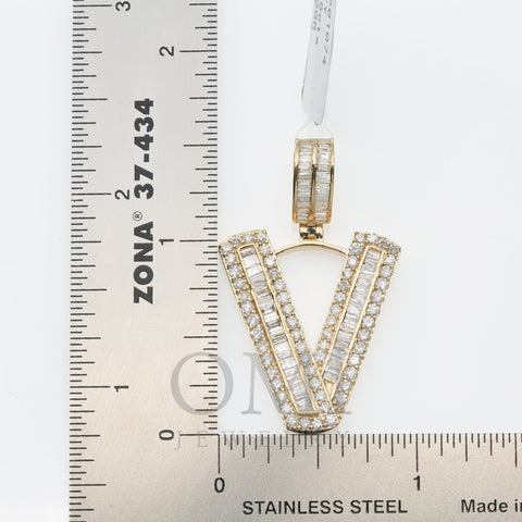 14K YELLOW GOLD UNISEX LETTER V WITH 2.25 CT DIAMONDS