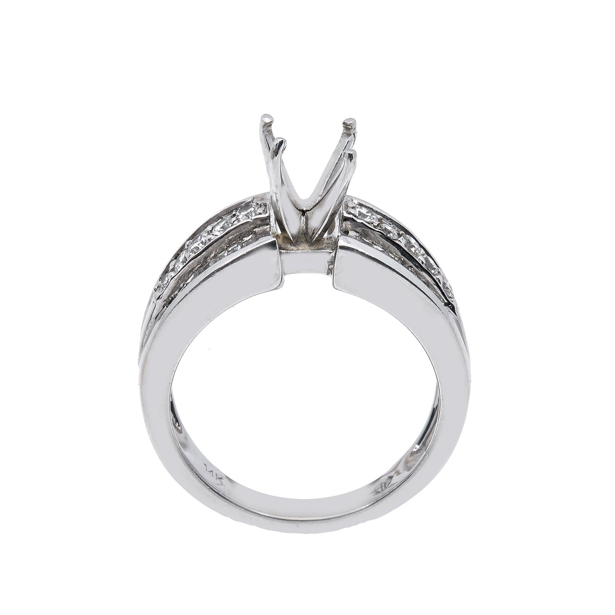 18K White Gold Round Diamond Semi-Mount Ring