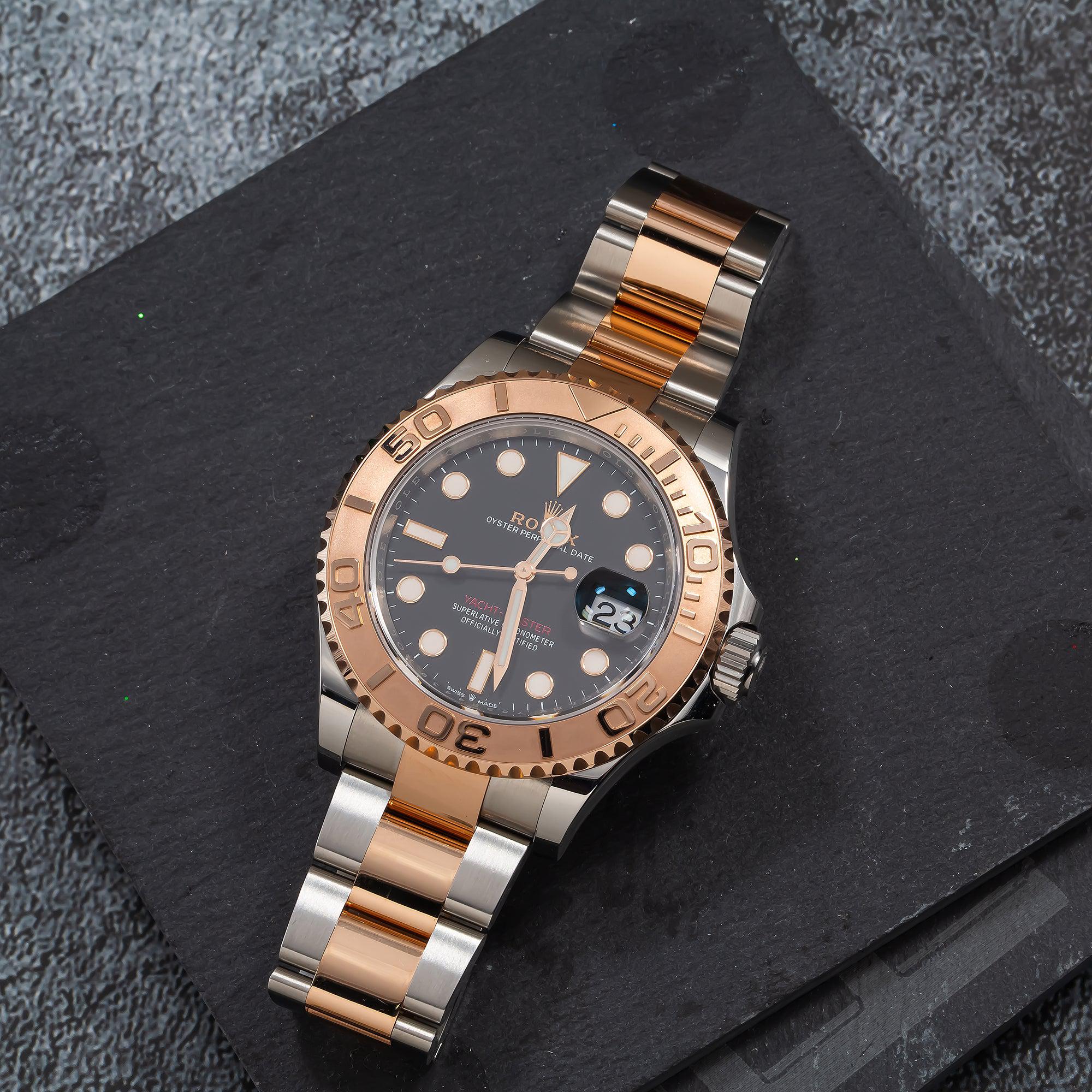 Rolex Yacht-Master 40MM 126621 Black Dial Rose Gold Bezel Two Tone Rose Gold Oyster Bracelet