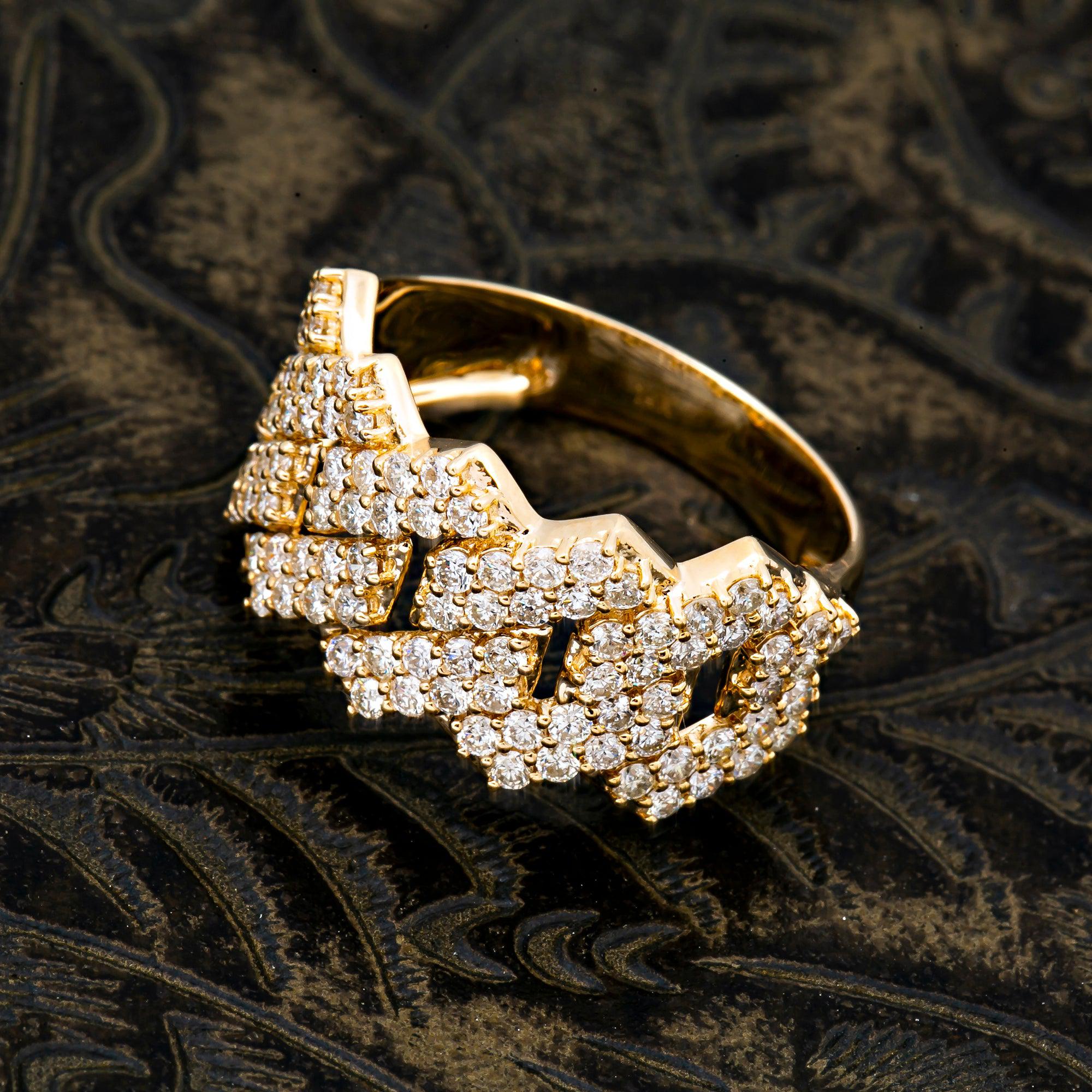 14K YELLOW GOLD MEN'S RING WITH 2.15 CT  DIAMONDS