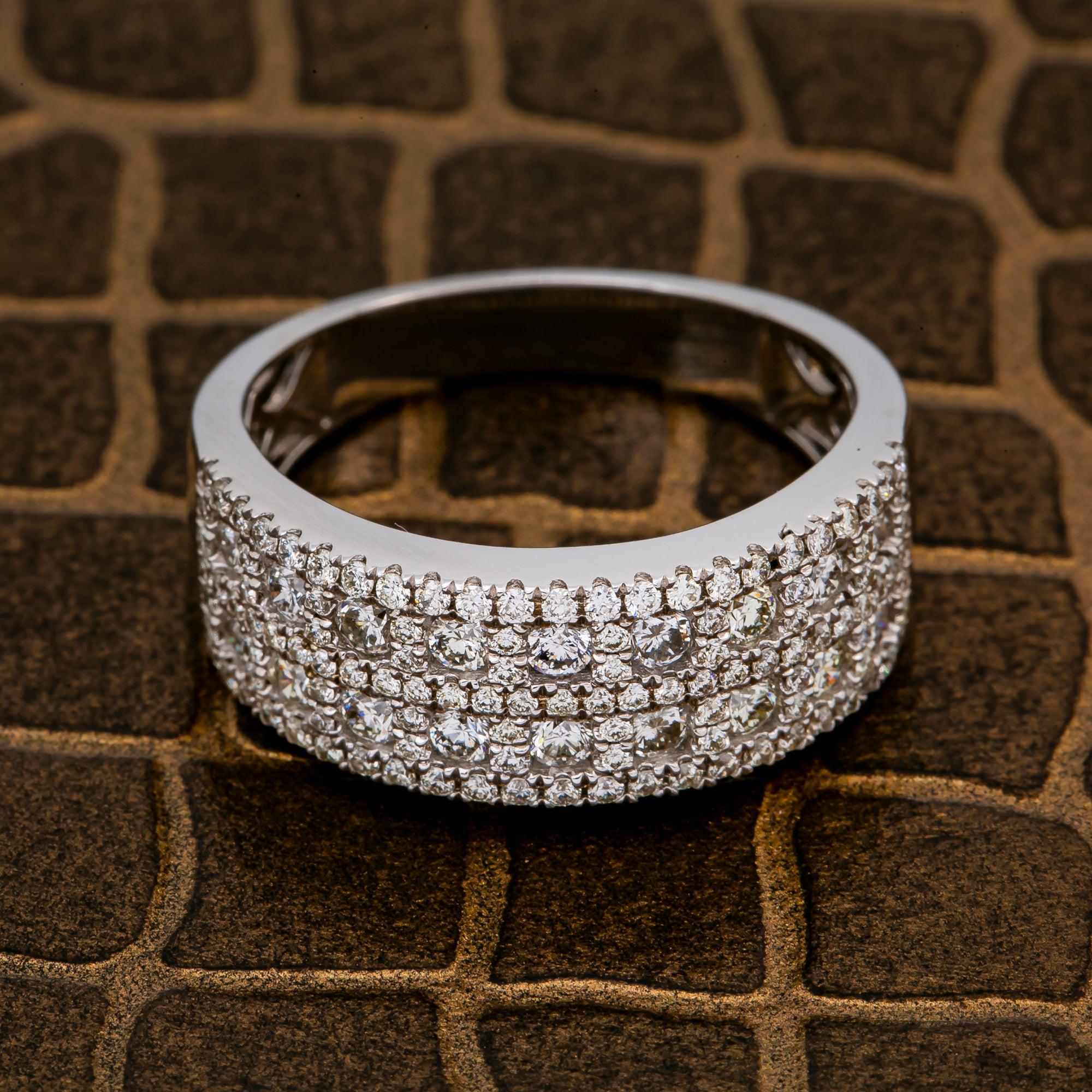 14K WHITE GOLD MEN'S RING WITH 1.76 CT  DIAMONDS