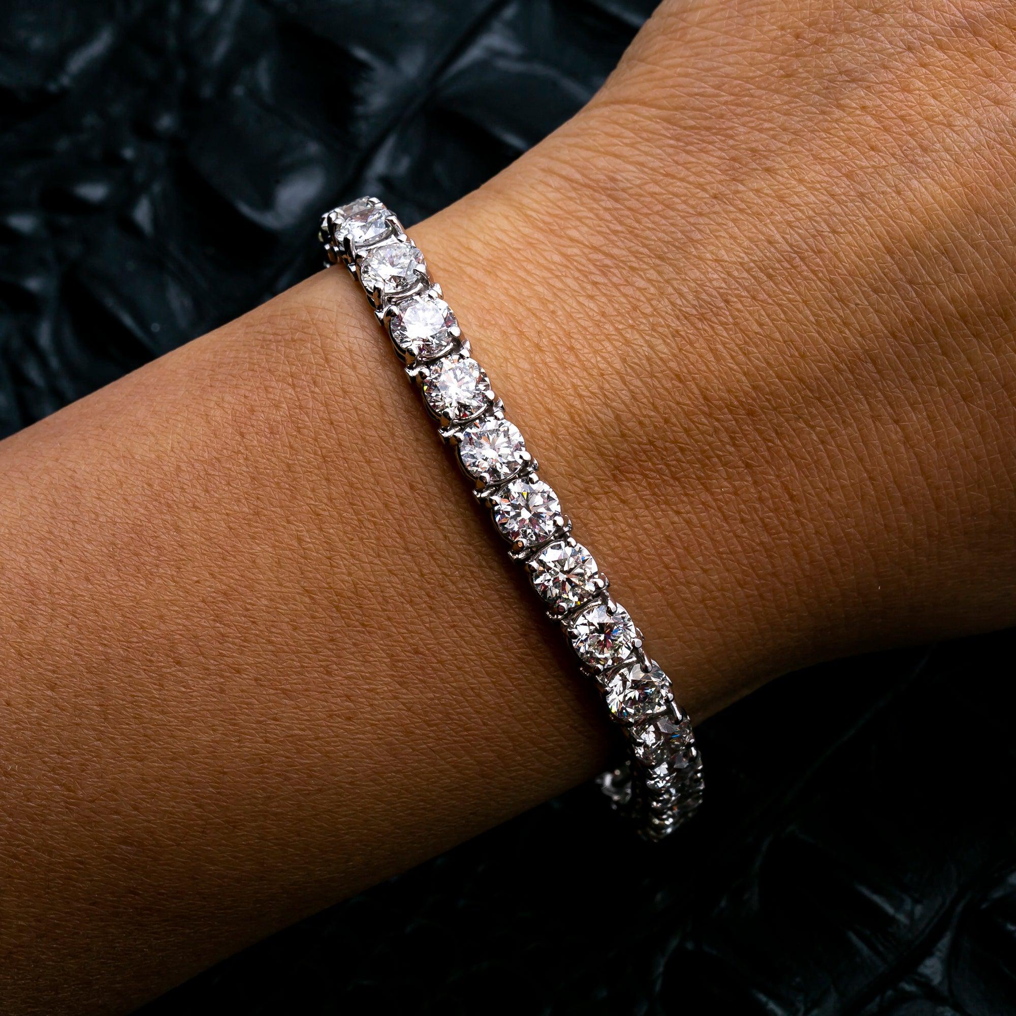 14K WHITE GOLD TENNIS BRACELET WITH 21.25 CT DIAMONDS