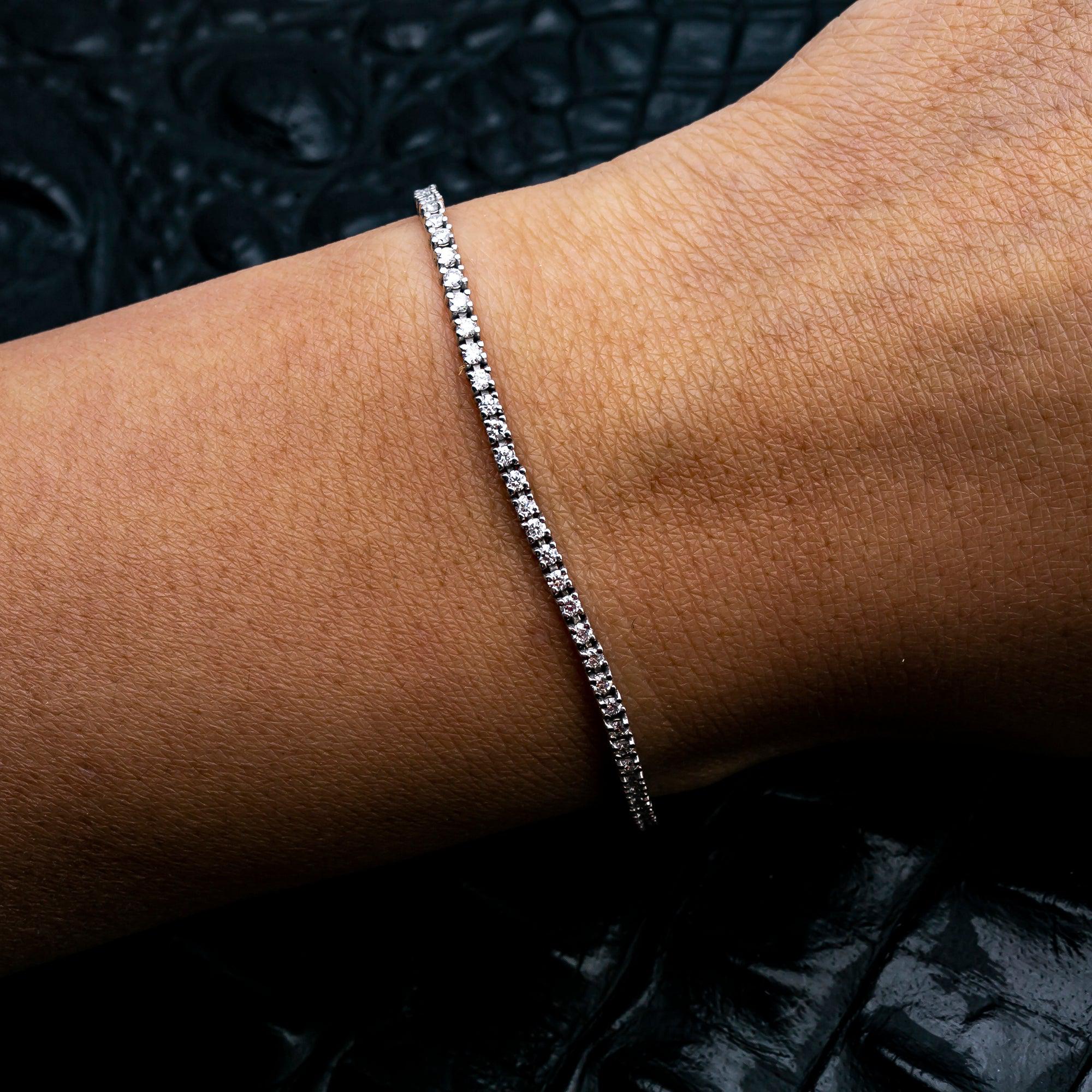 14K WHITE GOLD TENNIS BRACELET WITH 1.51 CT DIAMONDS