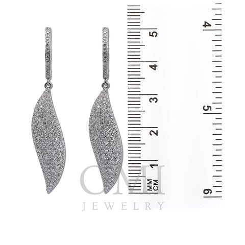 18K White Gold Ladies Leaf Shaped Earrings With Diamonds