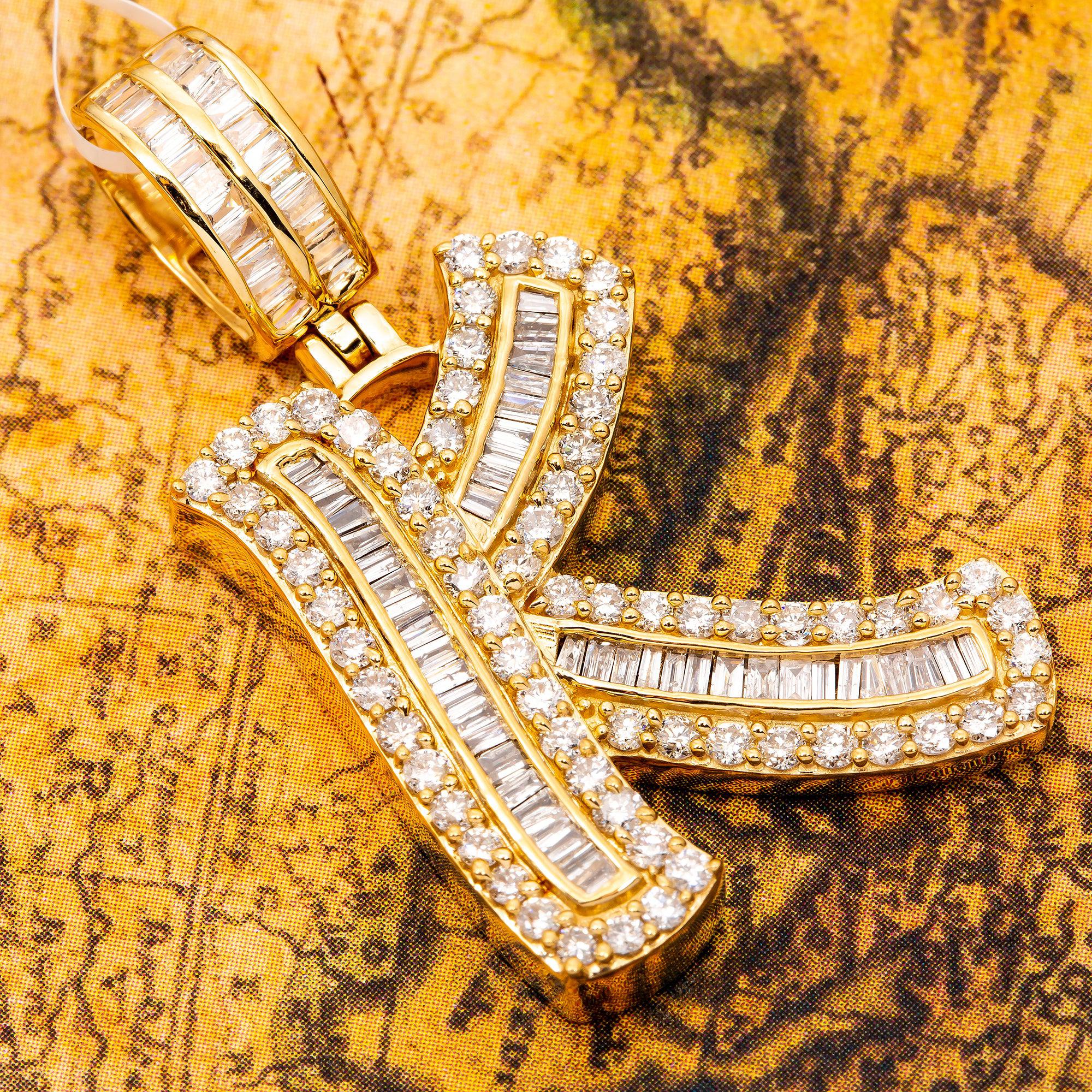14K YELLOW GOLD UNISEX LETTER K WITH 1.95 CT BAGUETTE AND ROUND DIAMONDS