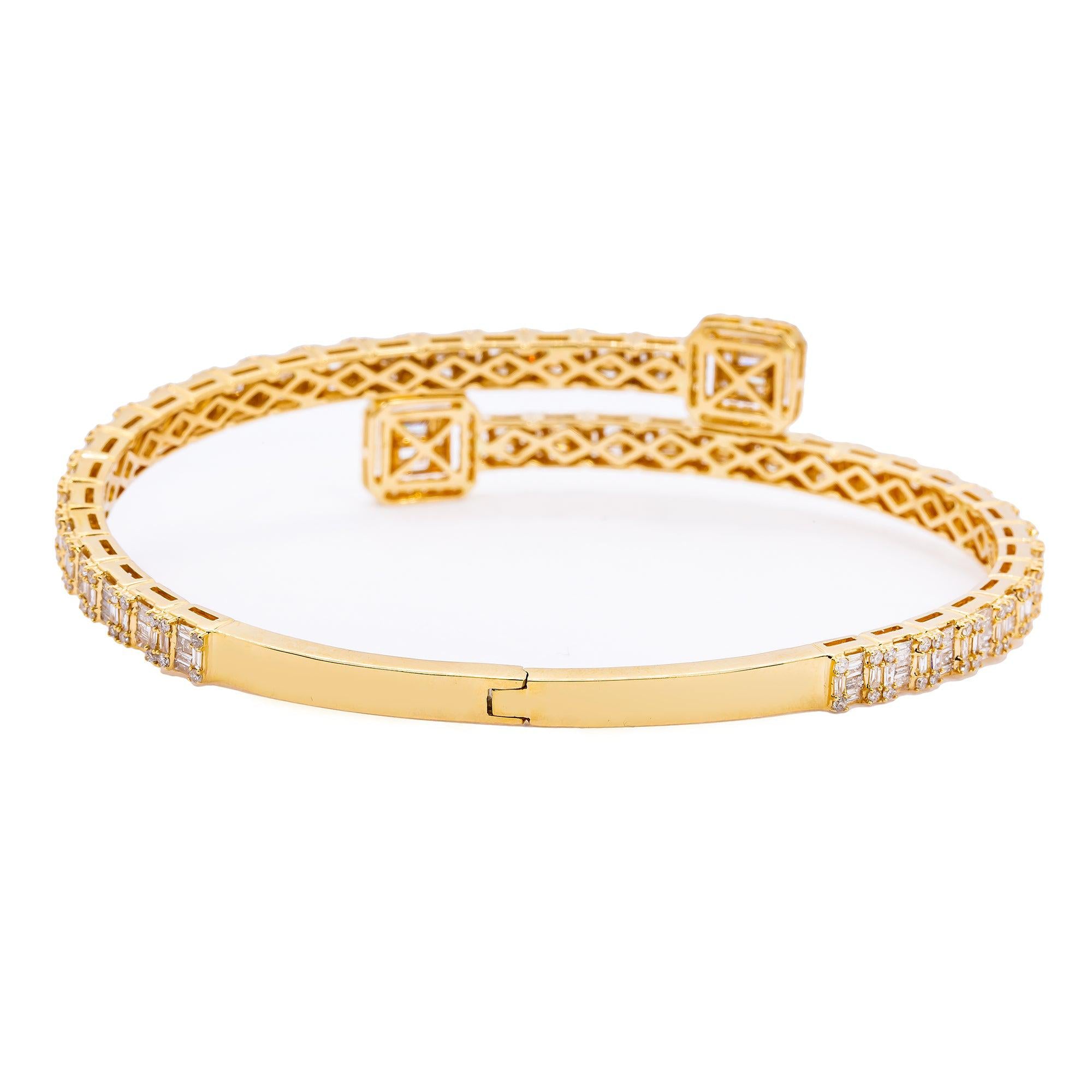 14K Yellow Gold Ladies Bracelet with 4.70 CT Diamonds