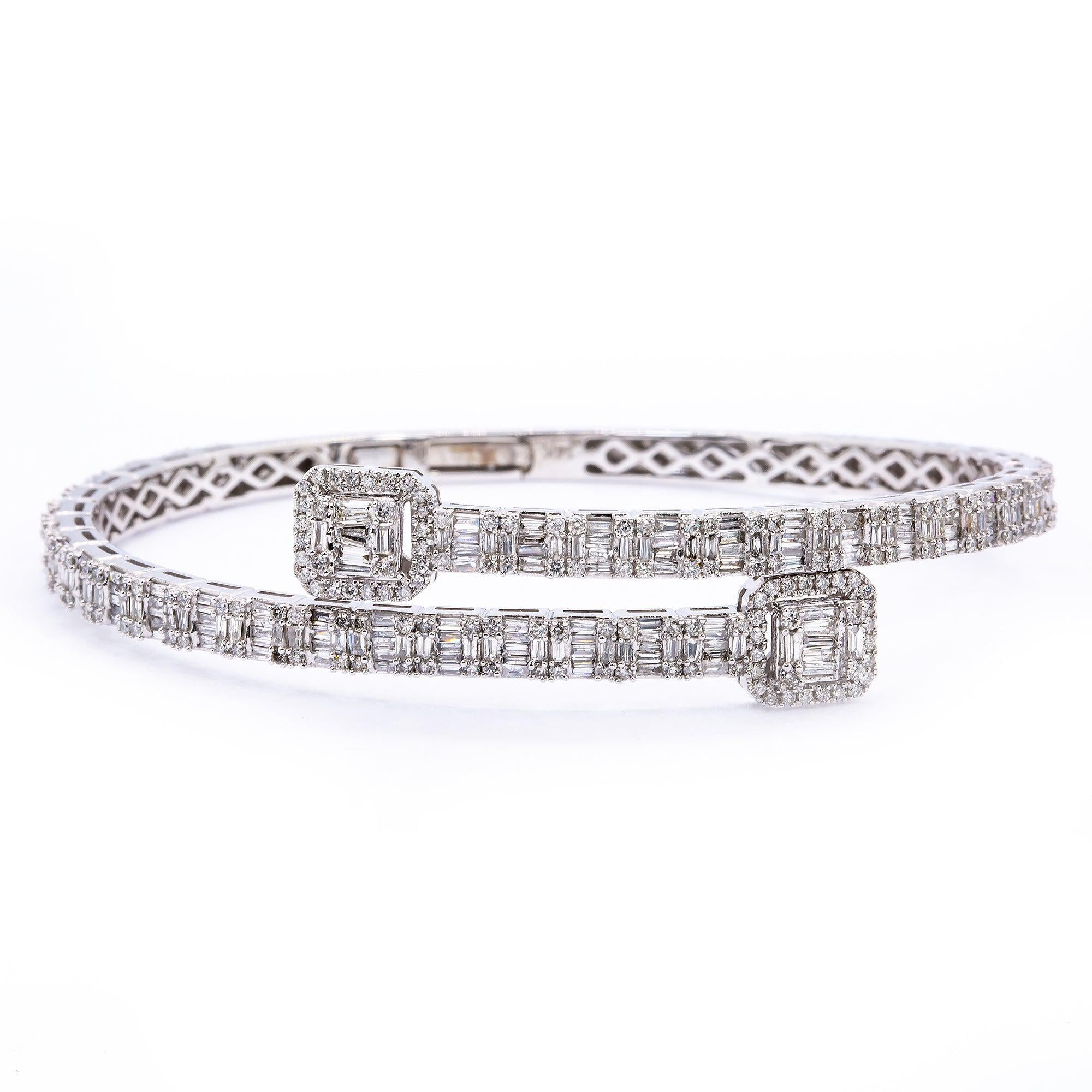 14K White Gold Ladies Bracelet with 4.50 CT Diamonds