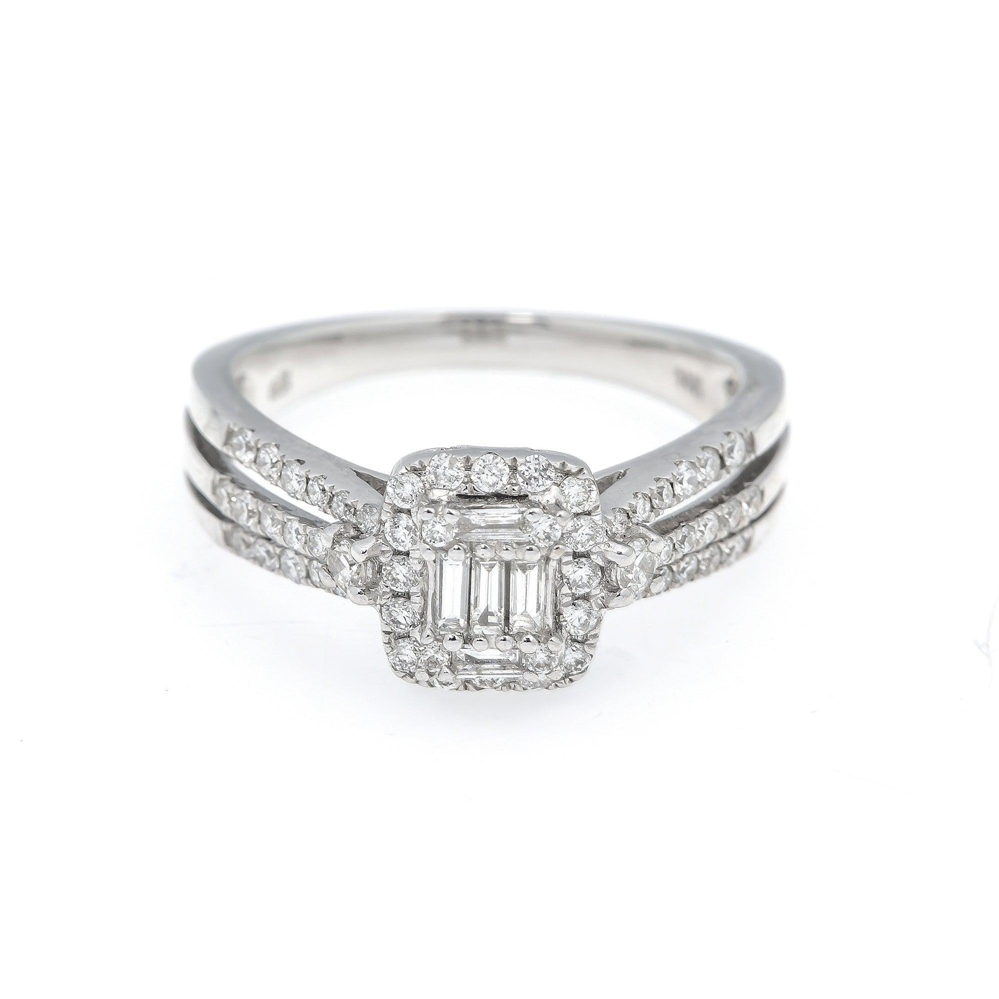 14K WHITE GOLD ENGAGEMENT LADIES RING WITH 0.60 CT DIAMONDS