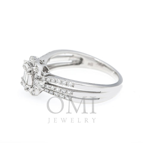 14K WHITE GOLD ENGAGEMENT LADIES RING WITH 0.60 CT DIAMONDS