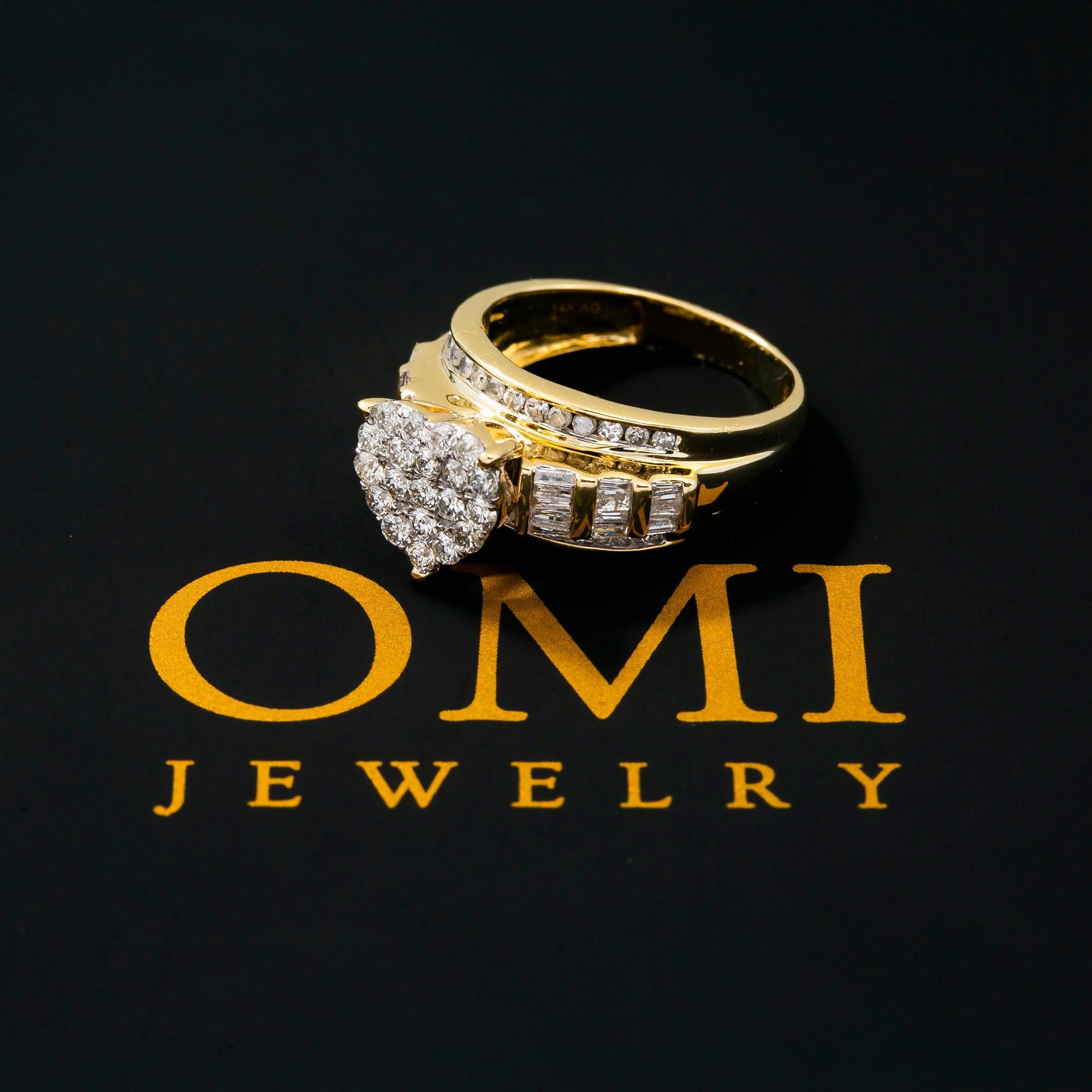 14K GOLD HEART SHAPED CLUSTER DIAMOND ENGAGEMENT RING 1.10 CT