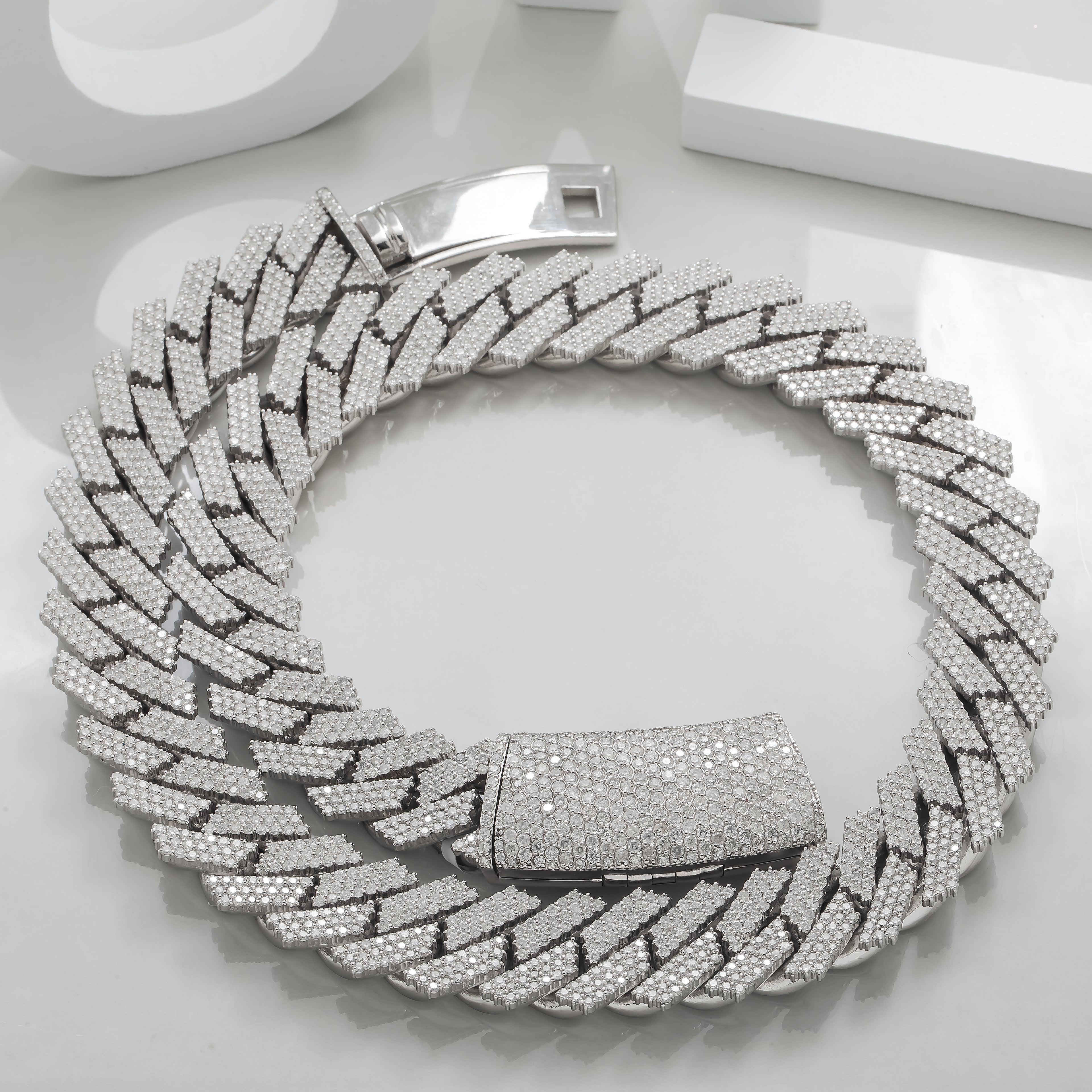 10K WHITE GOLD DIAMOND 20"/18MM CUBAN LINK CHAIN 35.75 CT