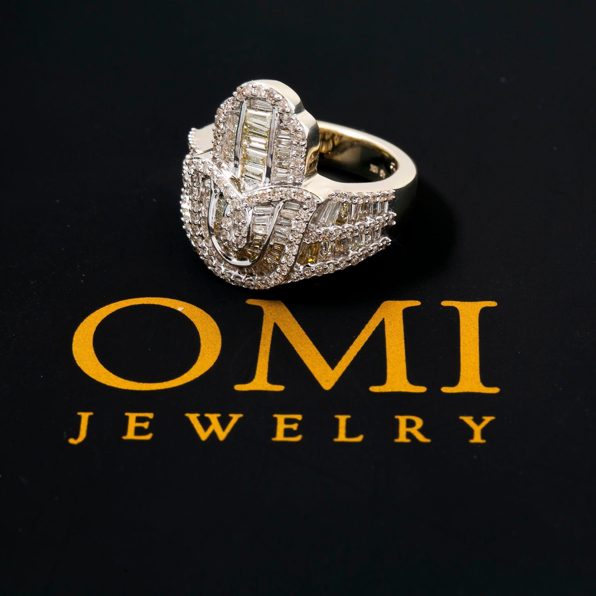 10K WHITE GOLD BAGUETTE DIAMOND LADIES HAMSA RING 1.70 CT