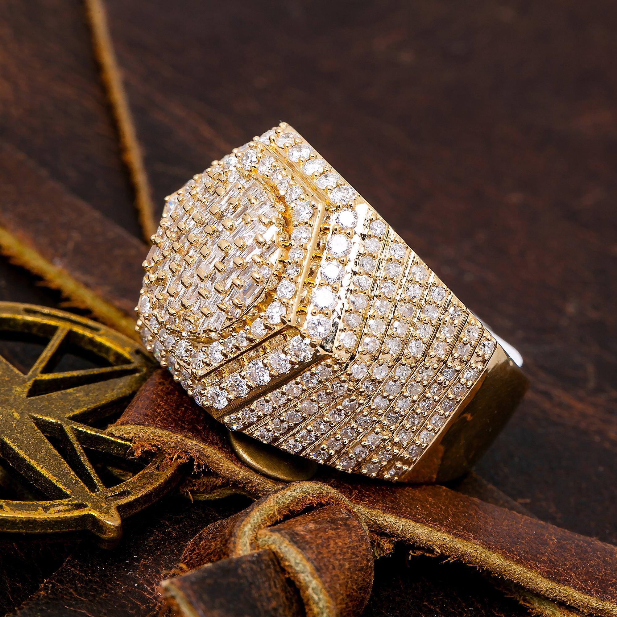 14K YELLOW GOLD MEN'S RING WITH 2.61 CT DIAMONDS