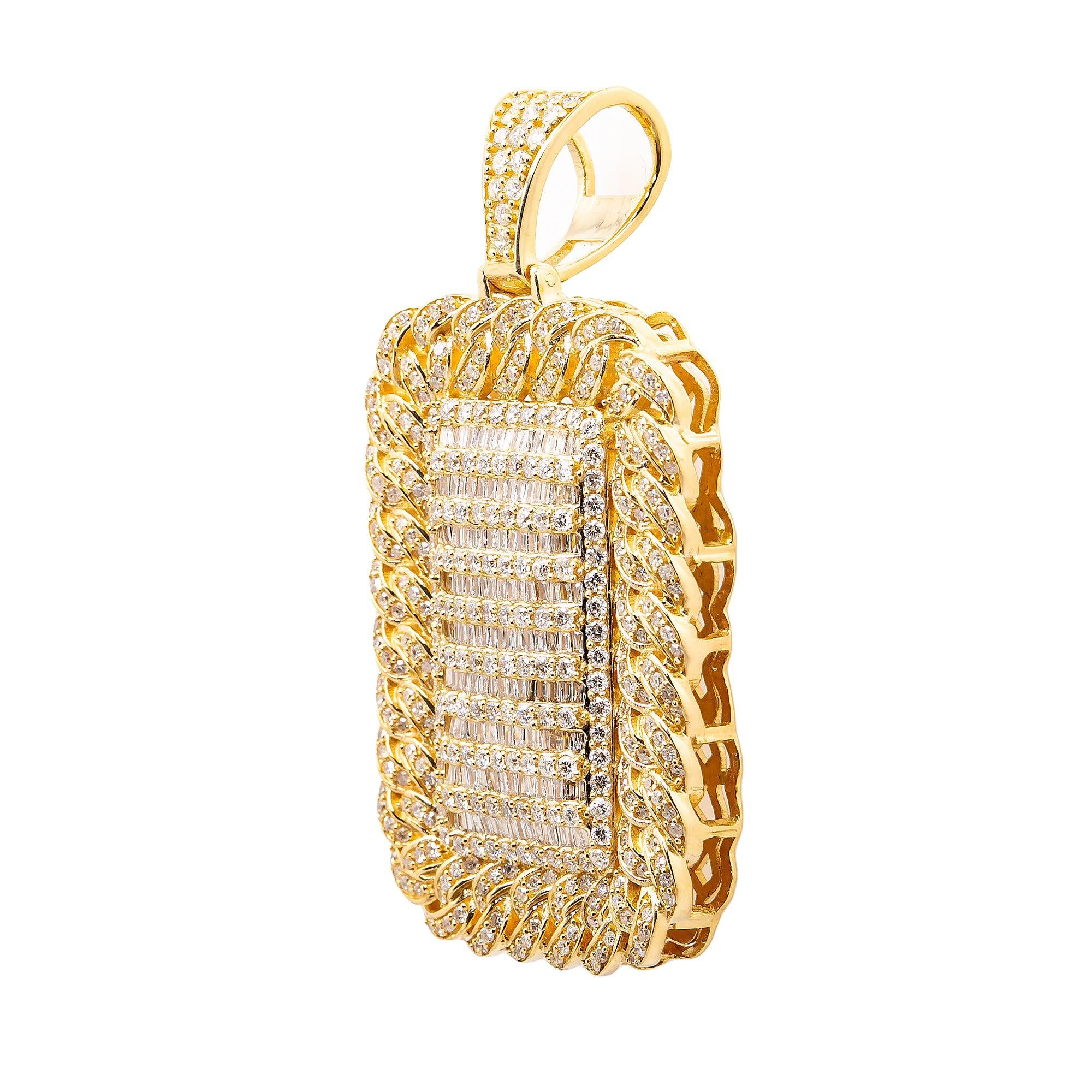 14K YELLOW GOLD MEN'S PENDANT WITH 4.22 CT BAGUTTE AND ROUND DIAMONDS