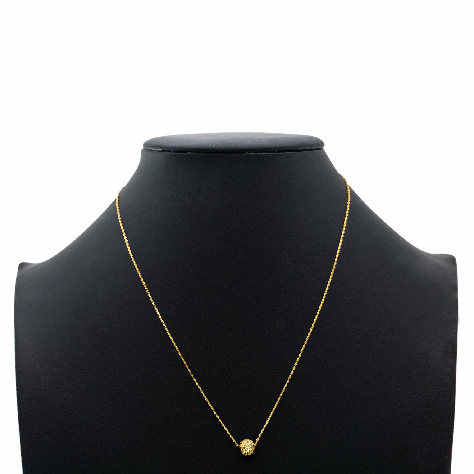 14K Yellow Gold Women's Yellow Cluster Diamond Necklace