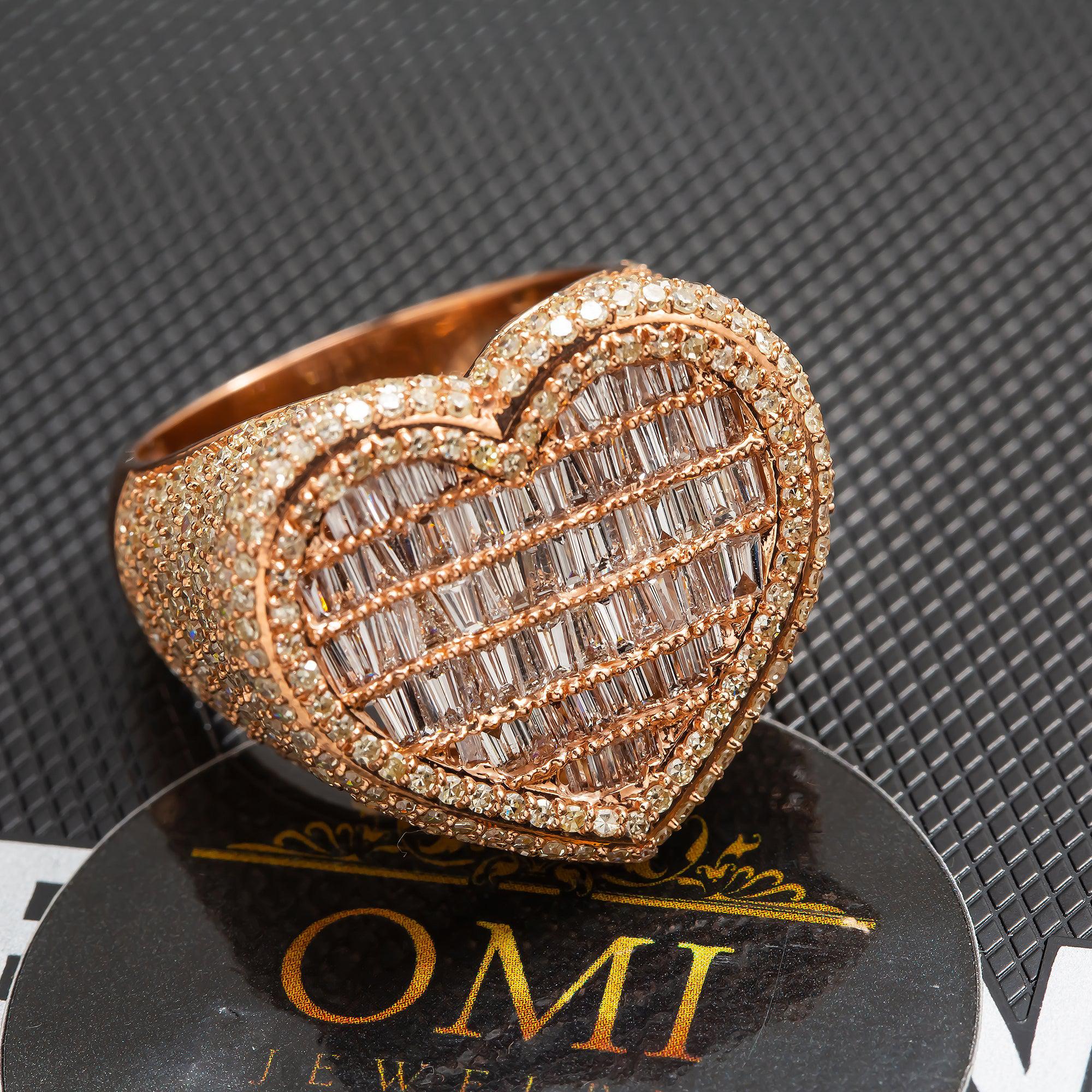 14K GOLD BAGUETTE DIAMOND HEART RING