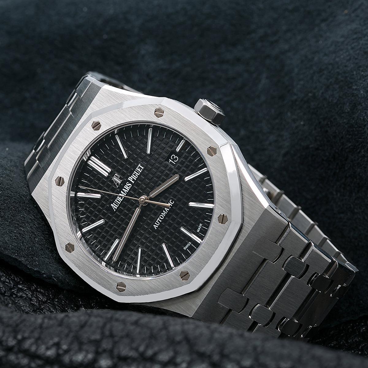 Audemars Piguet Royal Oak Selfwinding 41MM 15400ST.OO.1220ST.01 Black Dial Stainless Steel Bezel Stainless Steel Bracelet