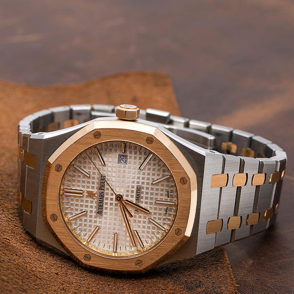 Audemars Piguet Royal Oak Self Winding 15400SR 41MM White Dial