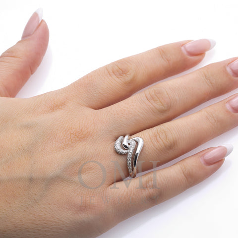 Ladies 18k White Gold Diamond 0.65CT Right Hand Ring