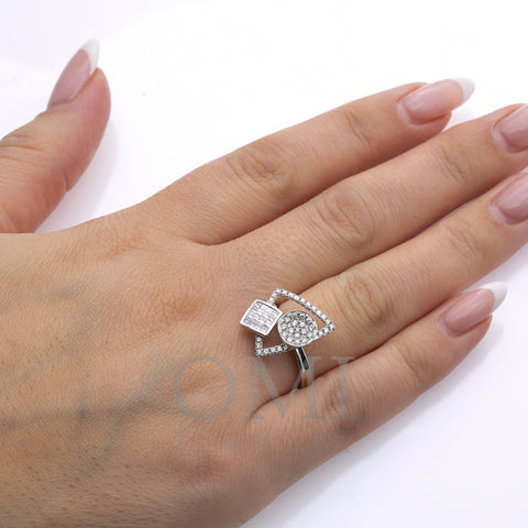 Ladies 18k White Gold Diamond 1.16 CT Right Hand Ring