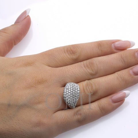 Ladies 14k White Gold Diamond 3.25 CT Right Hand Ring