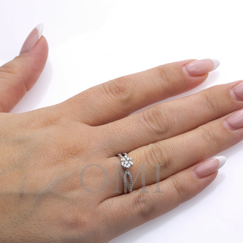 Ladies 14k White Gold Gold Diamond 0.42 CT Right Hand Ring