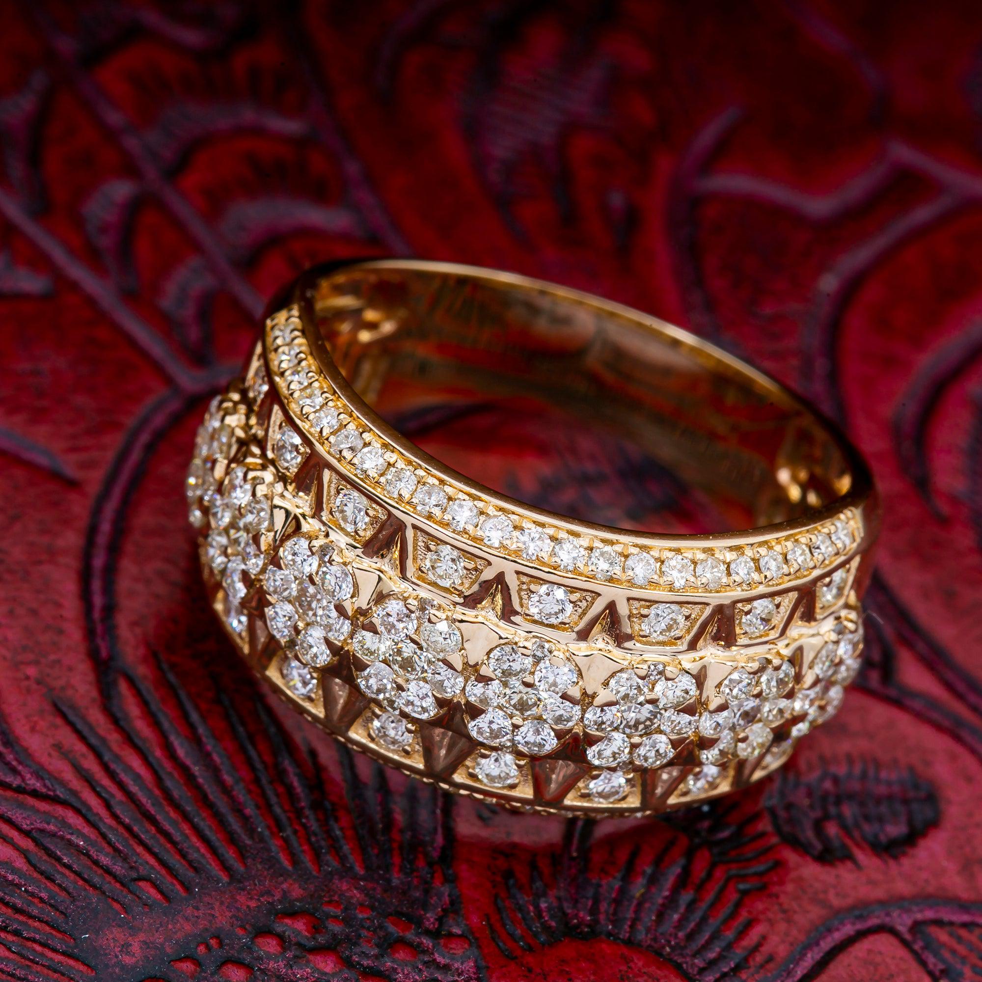 14K YELLOW GOLD MEN'S RING WITH 1.85 CT  DIAMONDS