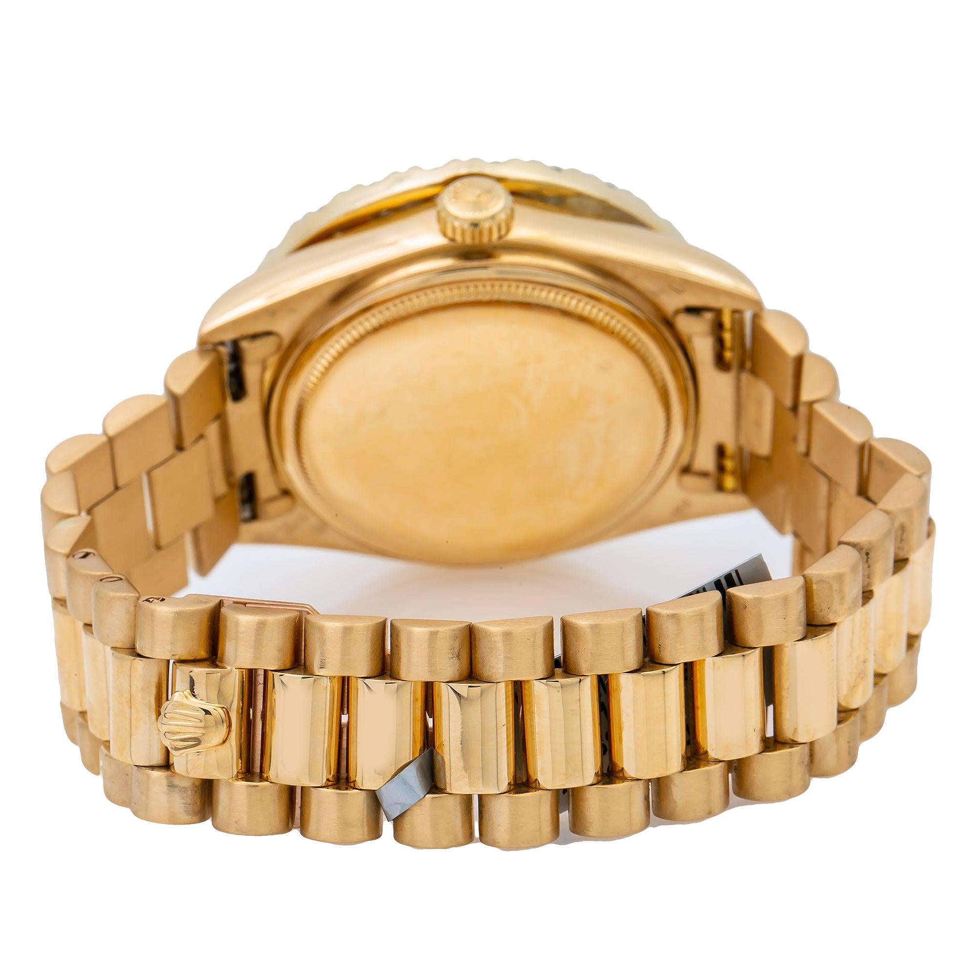 Rolex Day-Date 36MM 18038 Green Roman Diamond Dial Diamond Bezel 18K Yellow Gold President Bracelet 5.5ct