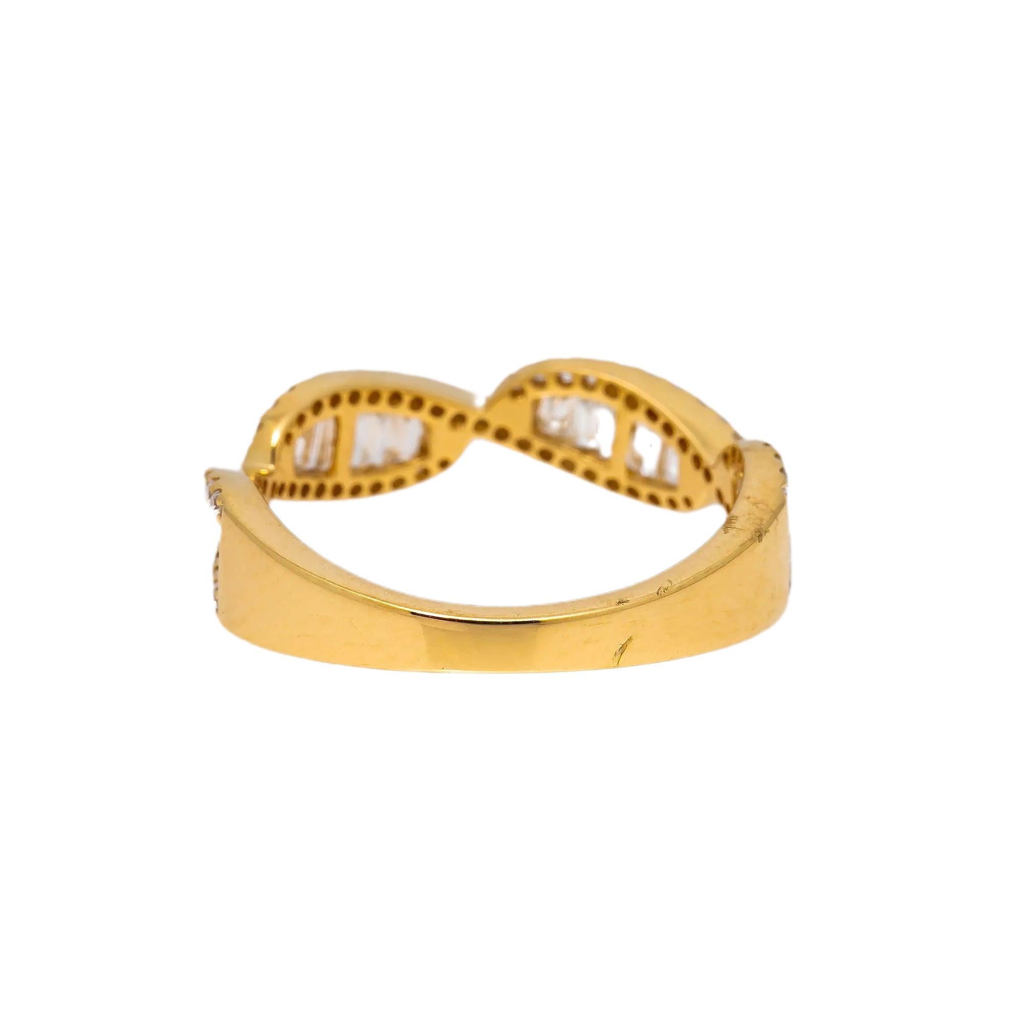 18K YELLOW GOLD LADIES RING WITH 2.70 CT BAGUETTE & ROUND DIAMONDS