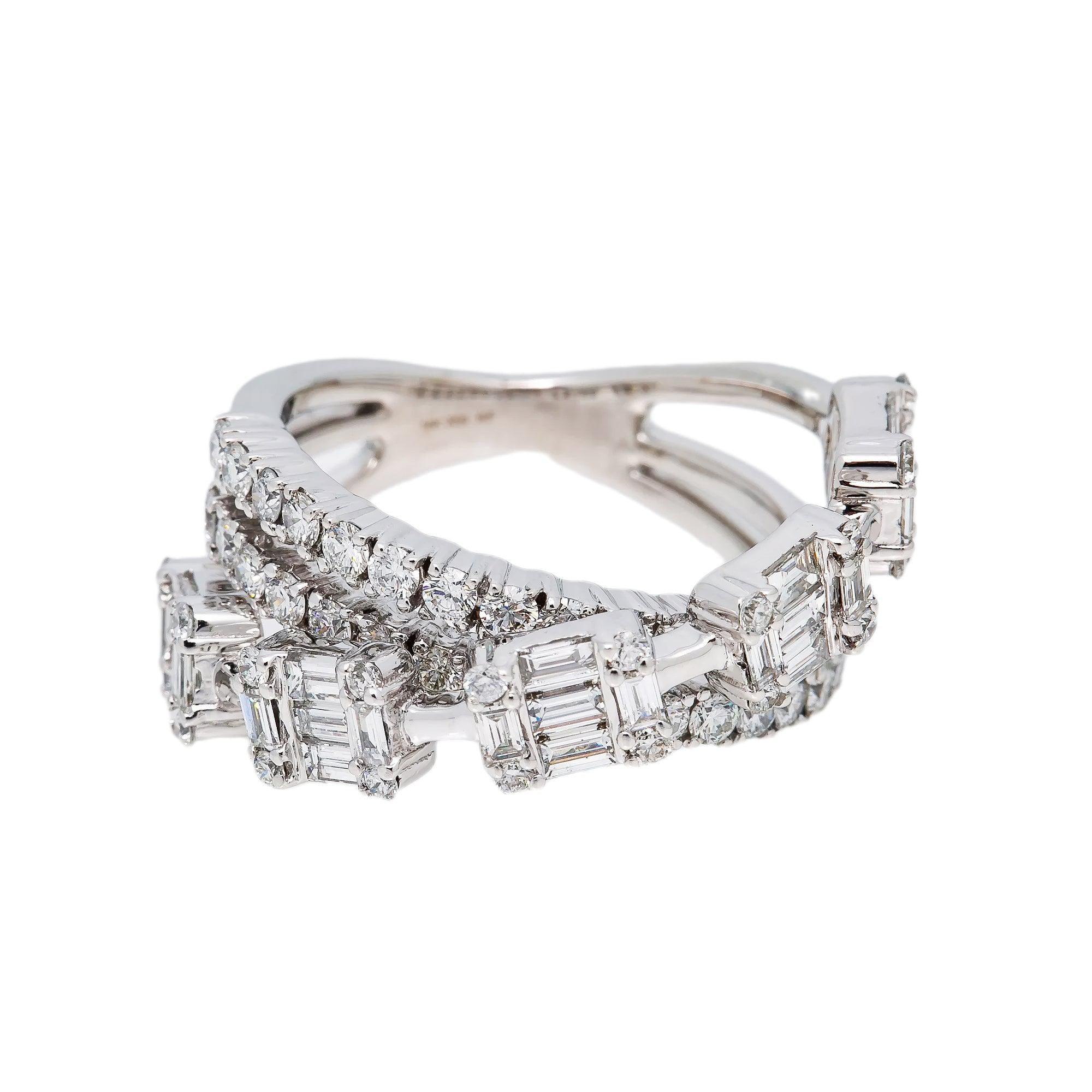 18K GOLD LADIES RING WITH BAGUETTE & ROUND DIAMONDS 2.97 CT